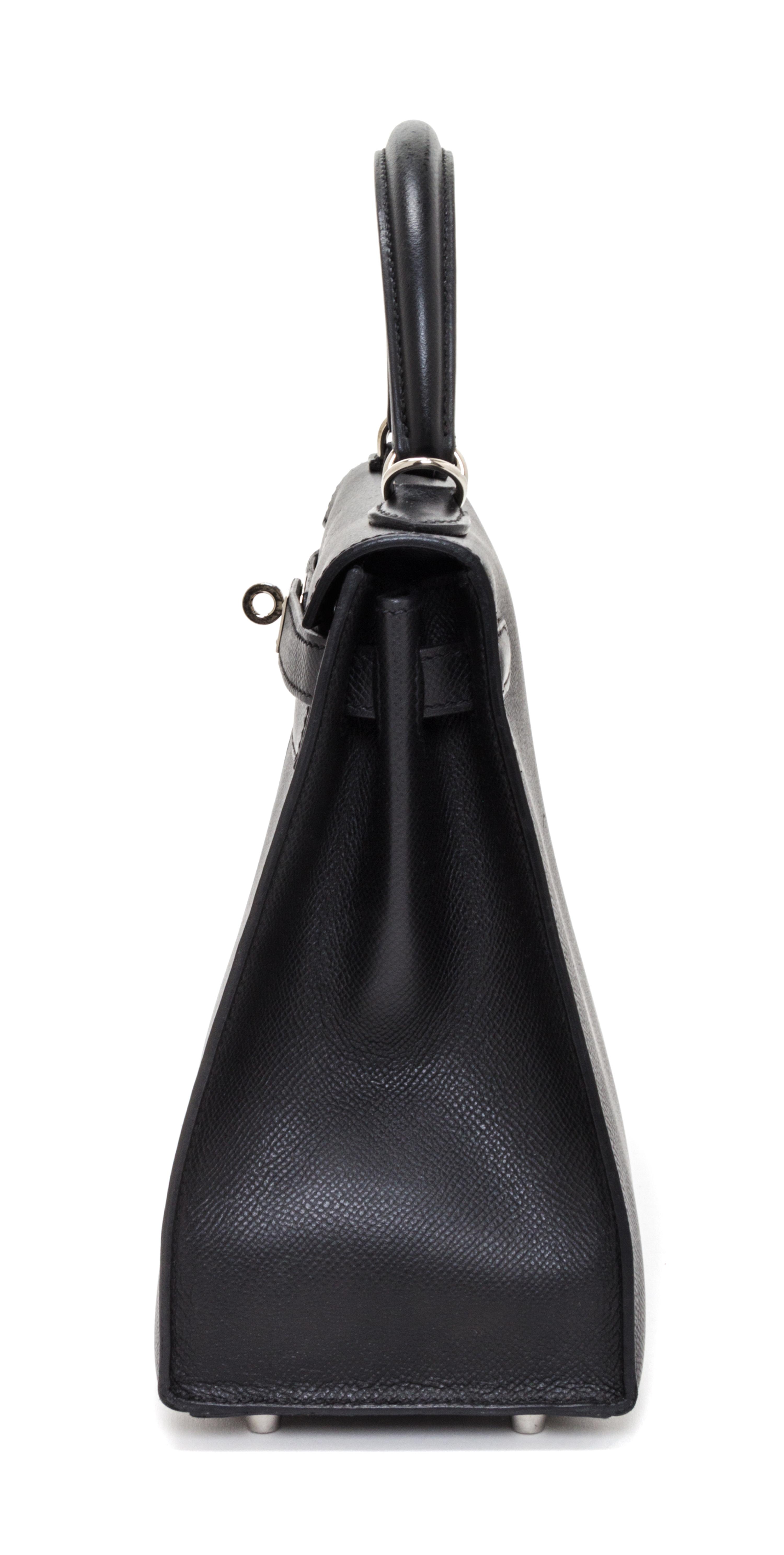 An Hermes Noir Epsom Sellier 28cm Kelly Handbag, 11" x 8.5" x 4".