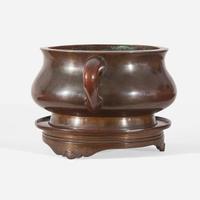 A Chinese patinated bronze censer and stand 铜香炉及底座 Xuande mark, 18th century or earlier ??? ???????