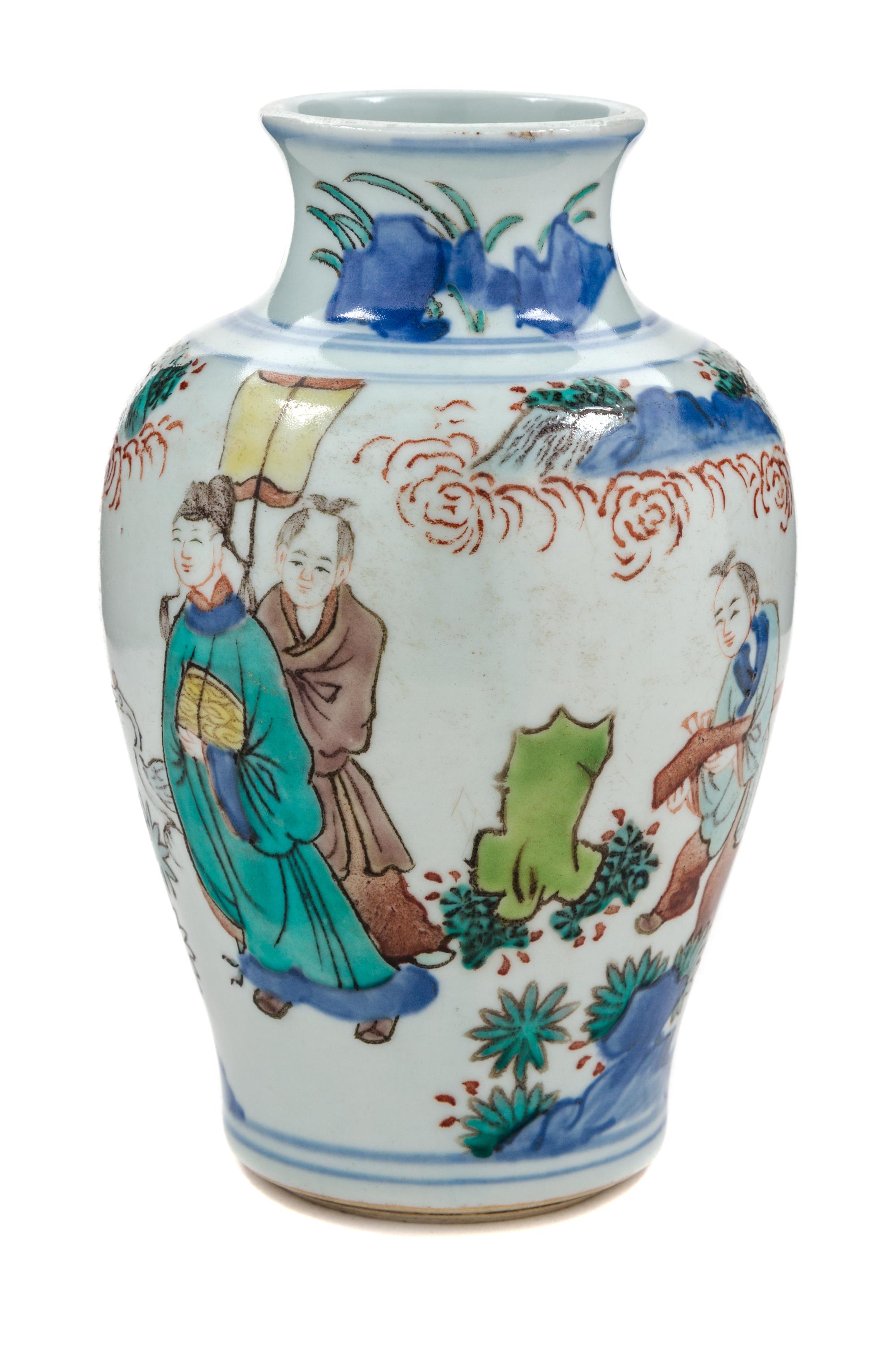 A Wucai Porcelain Jar