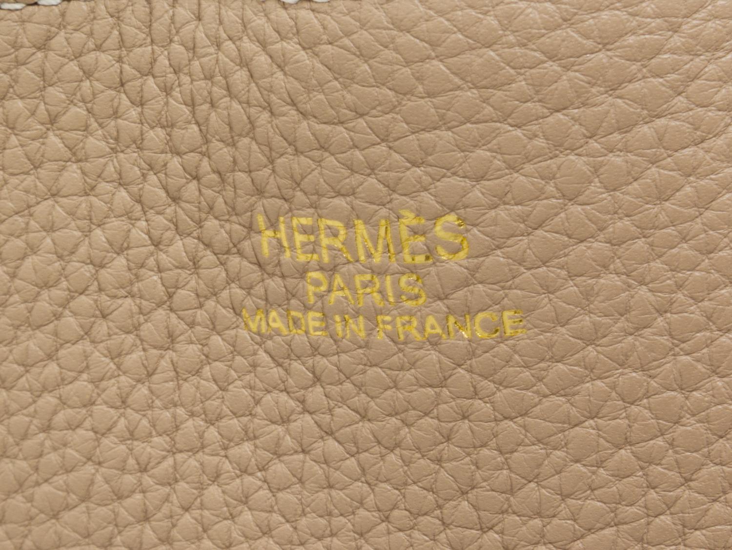 An Hermes Etoupe/Ebene 45cm Taurillon Clemence Double Sens Tote, 17.5" x 15.5" x 5".