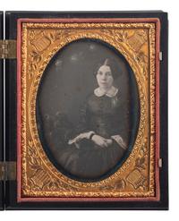 [HISTORIC PHOTOGRAPHY - PORTRAITURE]. A stereodaguerreotype of a young girl housed in a Mascher case.