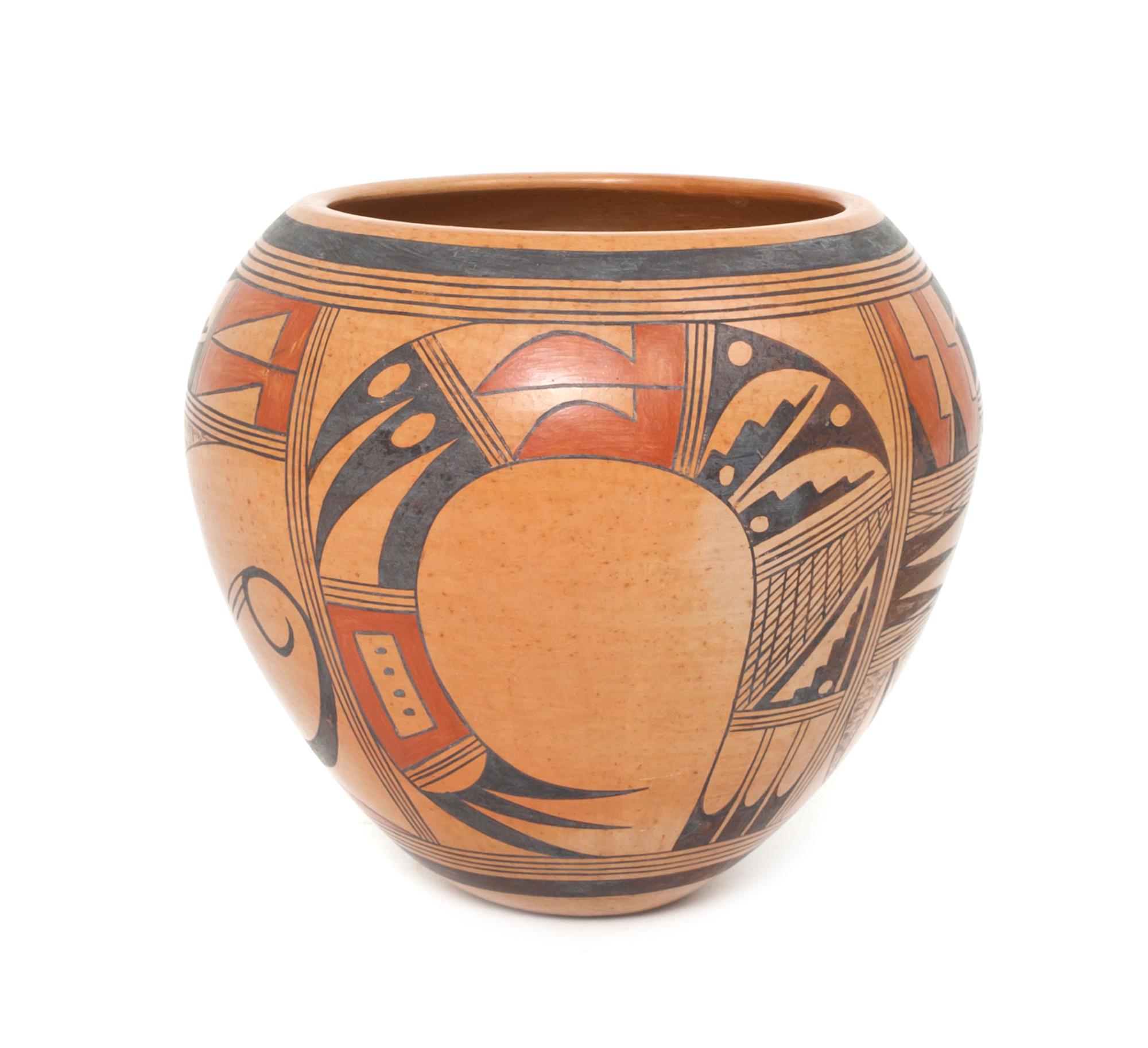 Rondina Huma (b. 1947), Hopi Height 6 1/2 x diameter 6 inches.