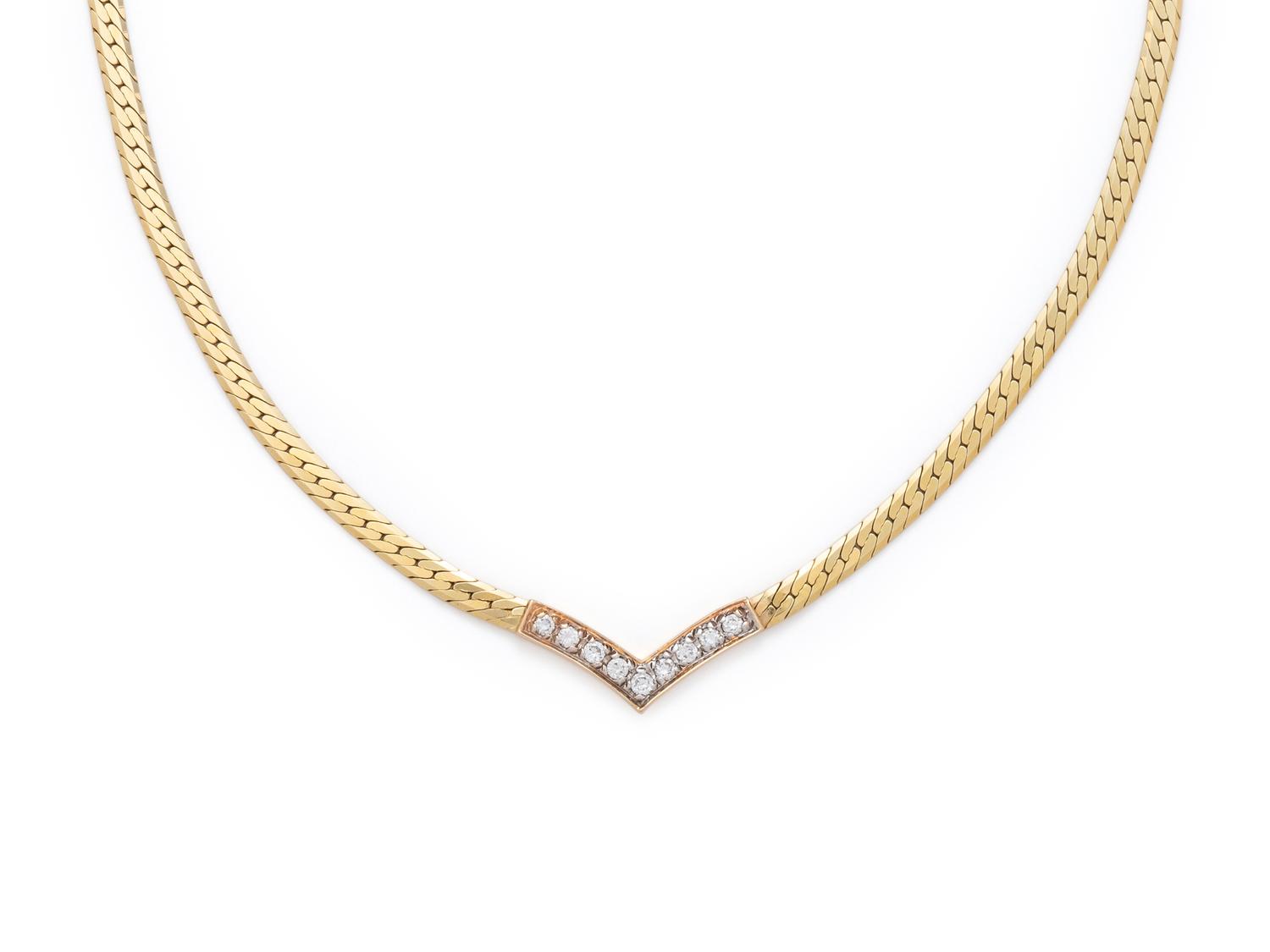 YELLOW GOLD AND DIAMOND NECKLACE