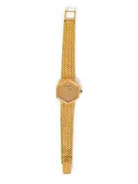 An 18 Karat Yellow Gold Wristwatch, Baume & Mercier,