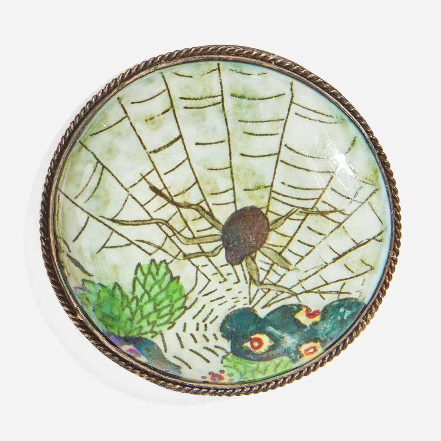 A Wedgwood Fairyland Lustre Bone China Brooch UK, circa 1920