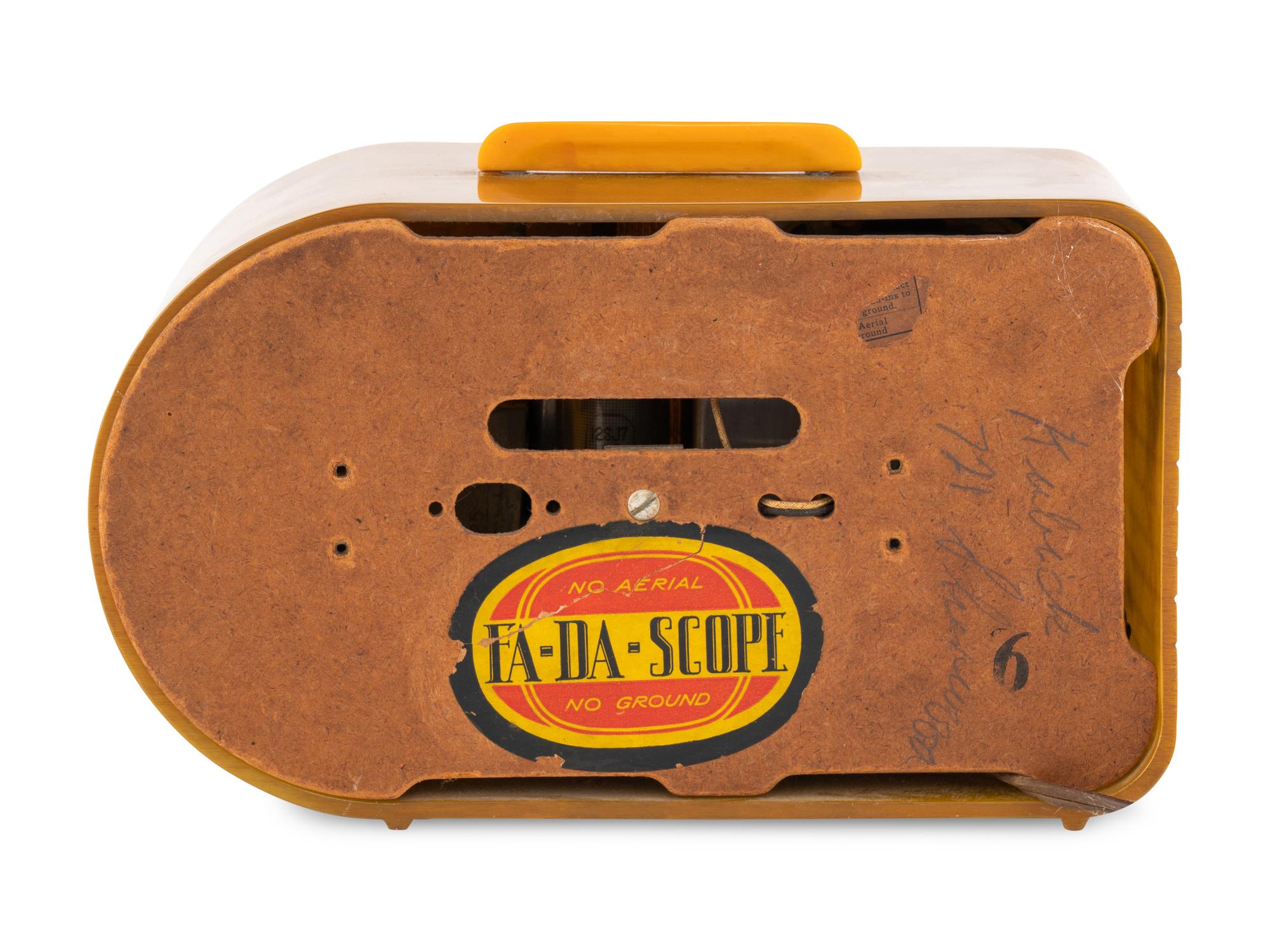 A Fada Bullet 115 Streamliner Radio