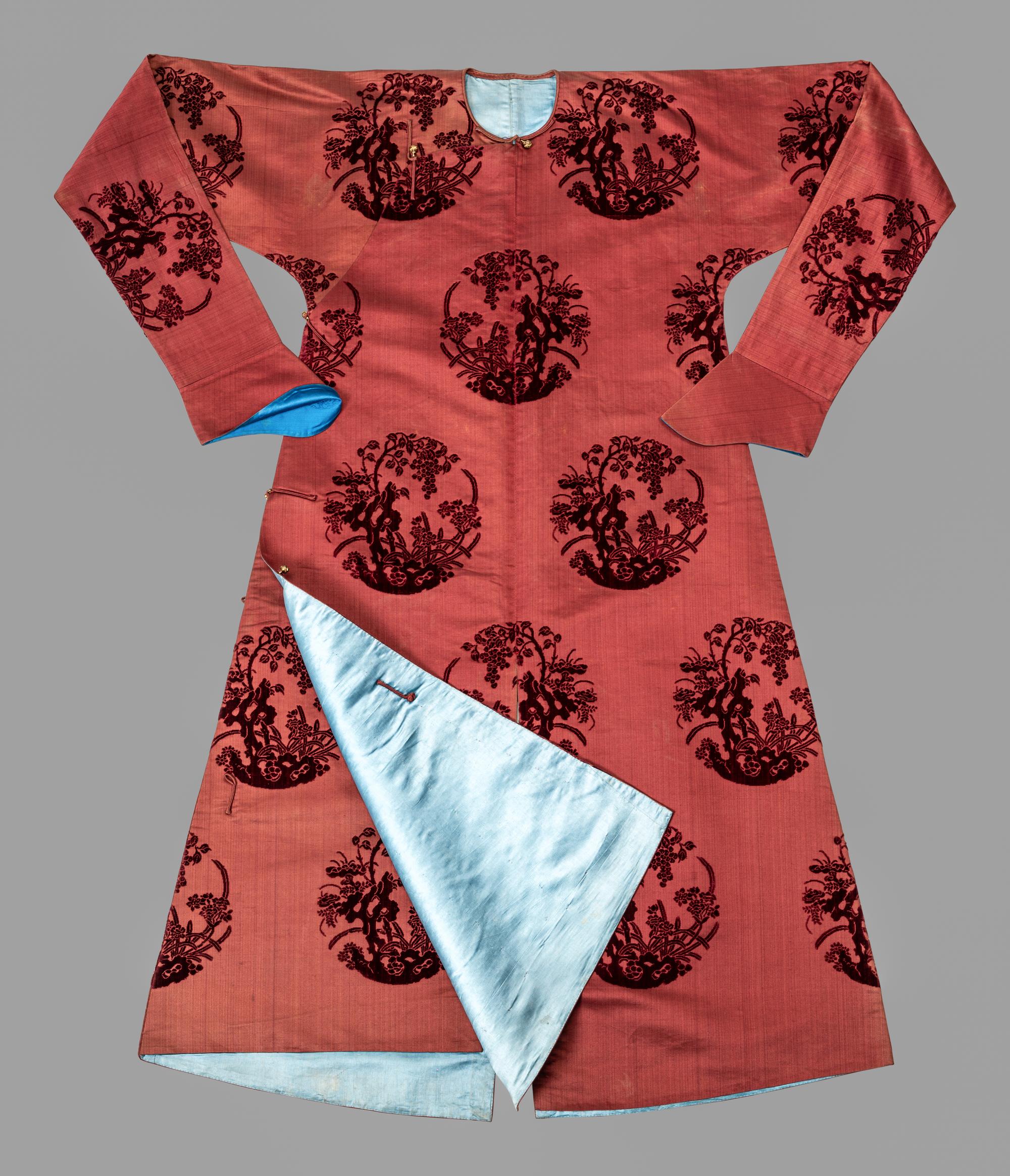 A Crimson Ground Cut Velvet Silk Lady's Informal Robe