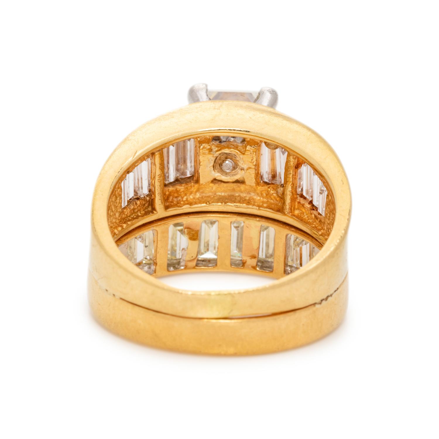 DIAMOND RING