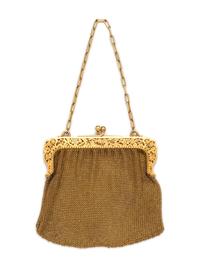 A Belle Epoque 18 Karat Yellow Gold Purse, French,