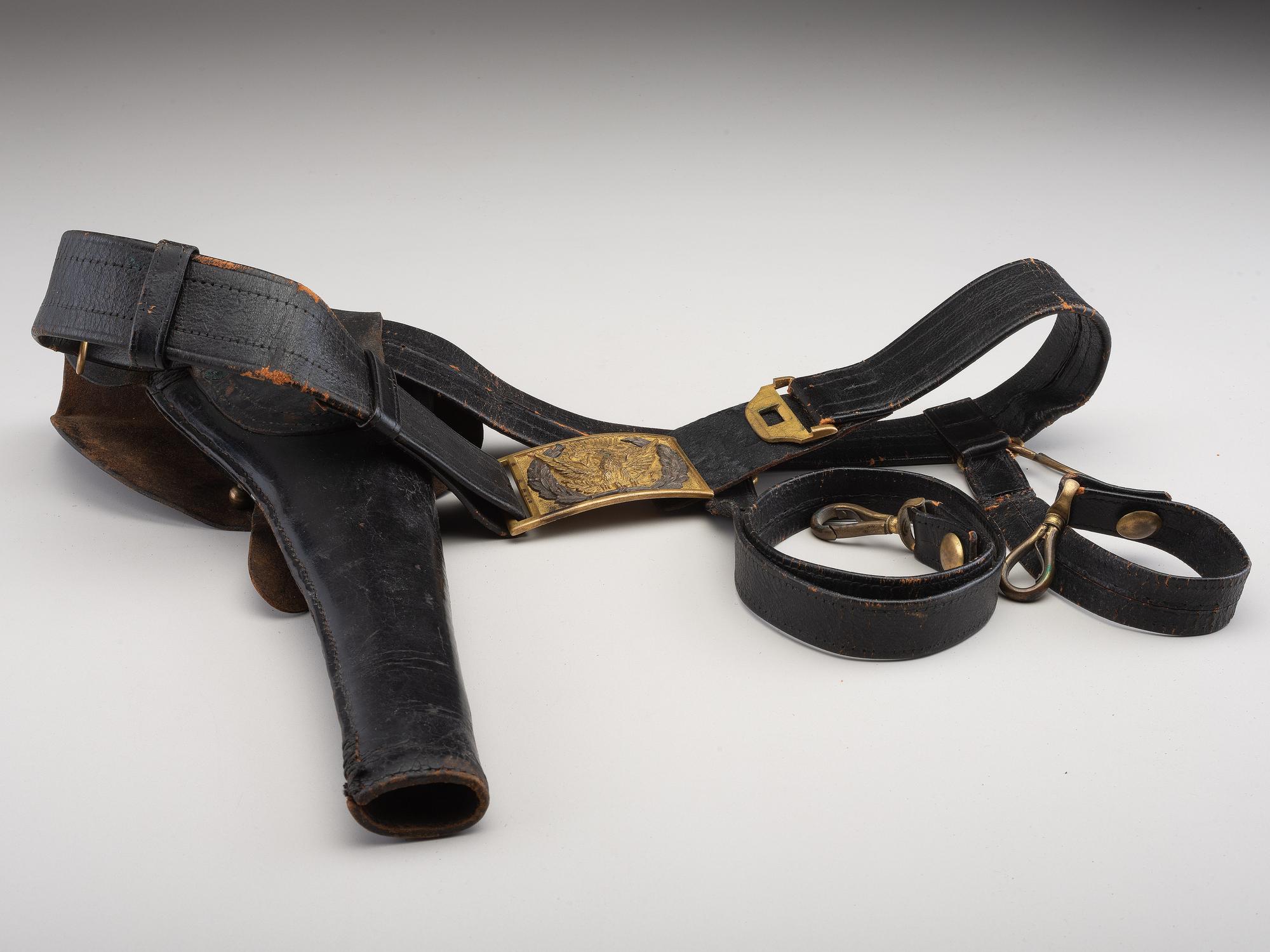 [CIVIL WAR]. Sword belt equipped with Model 1851 enlisted sword belt plate and holster.