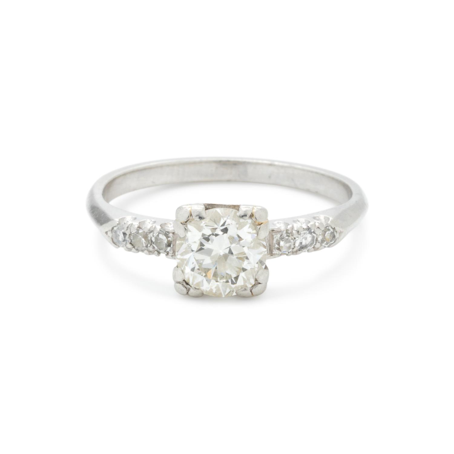 DIAMOND RING