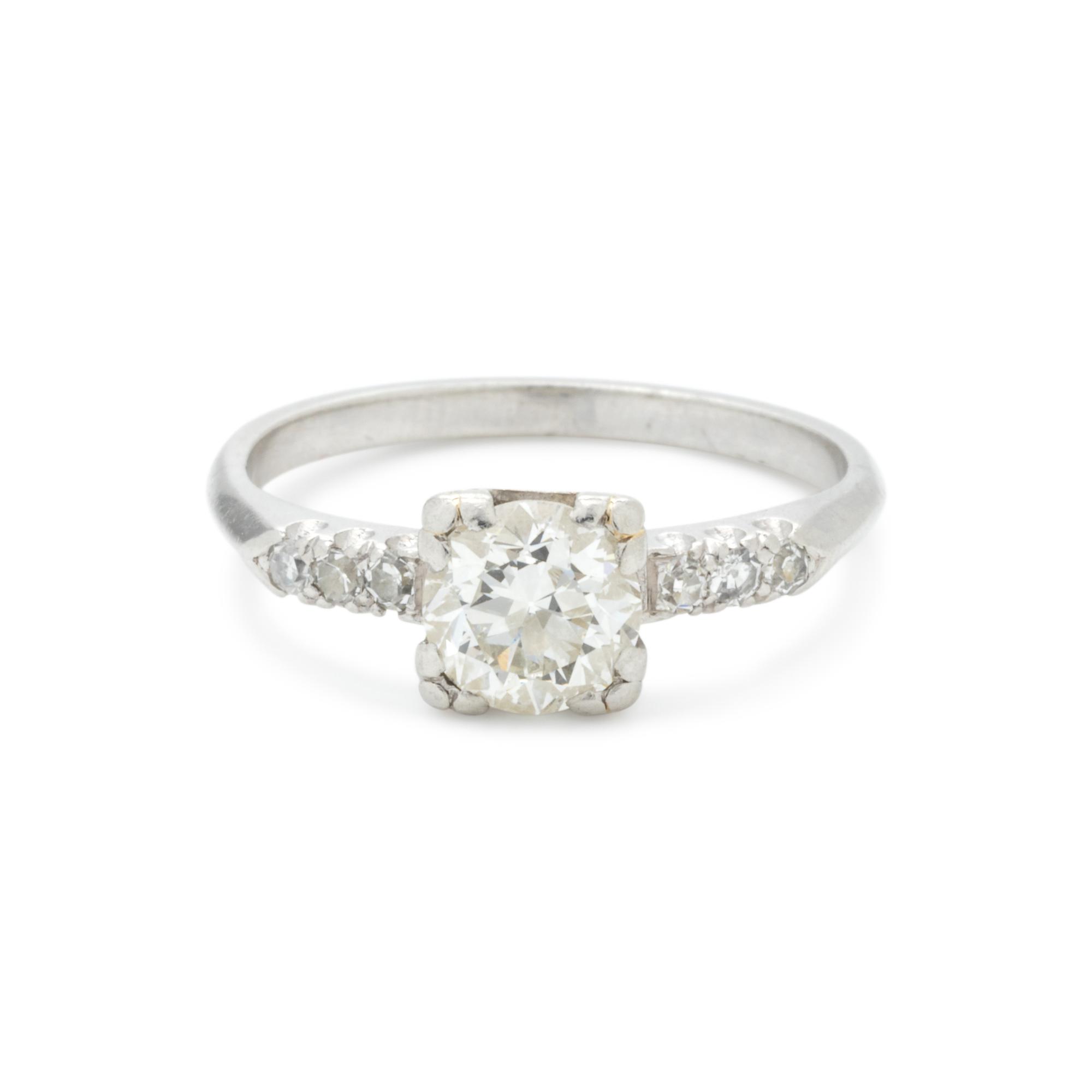 DIAMOND RING