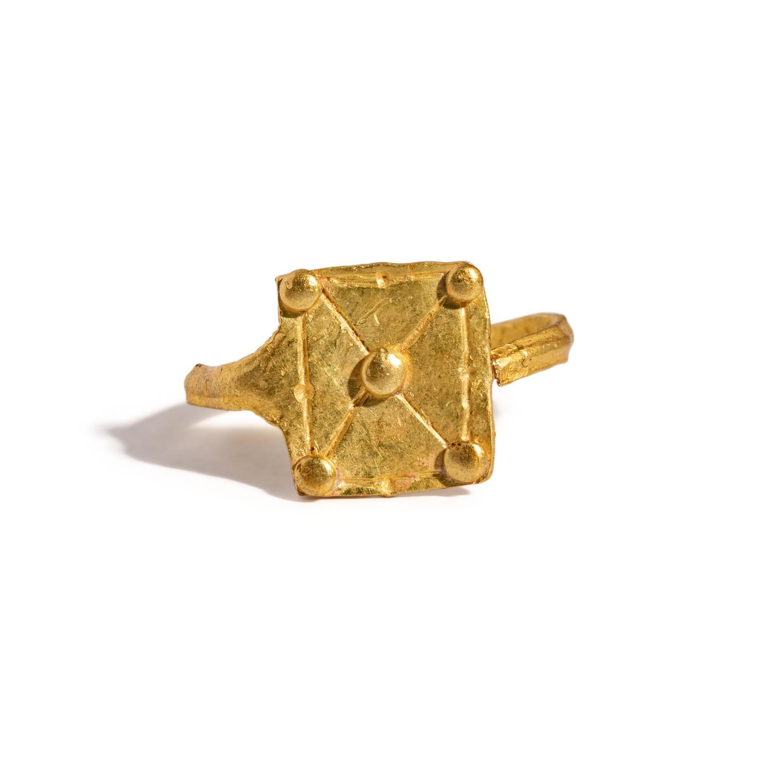A Greek Gold Finger Ring
