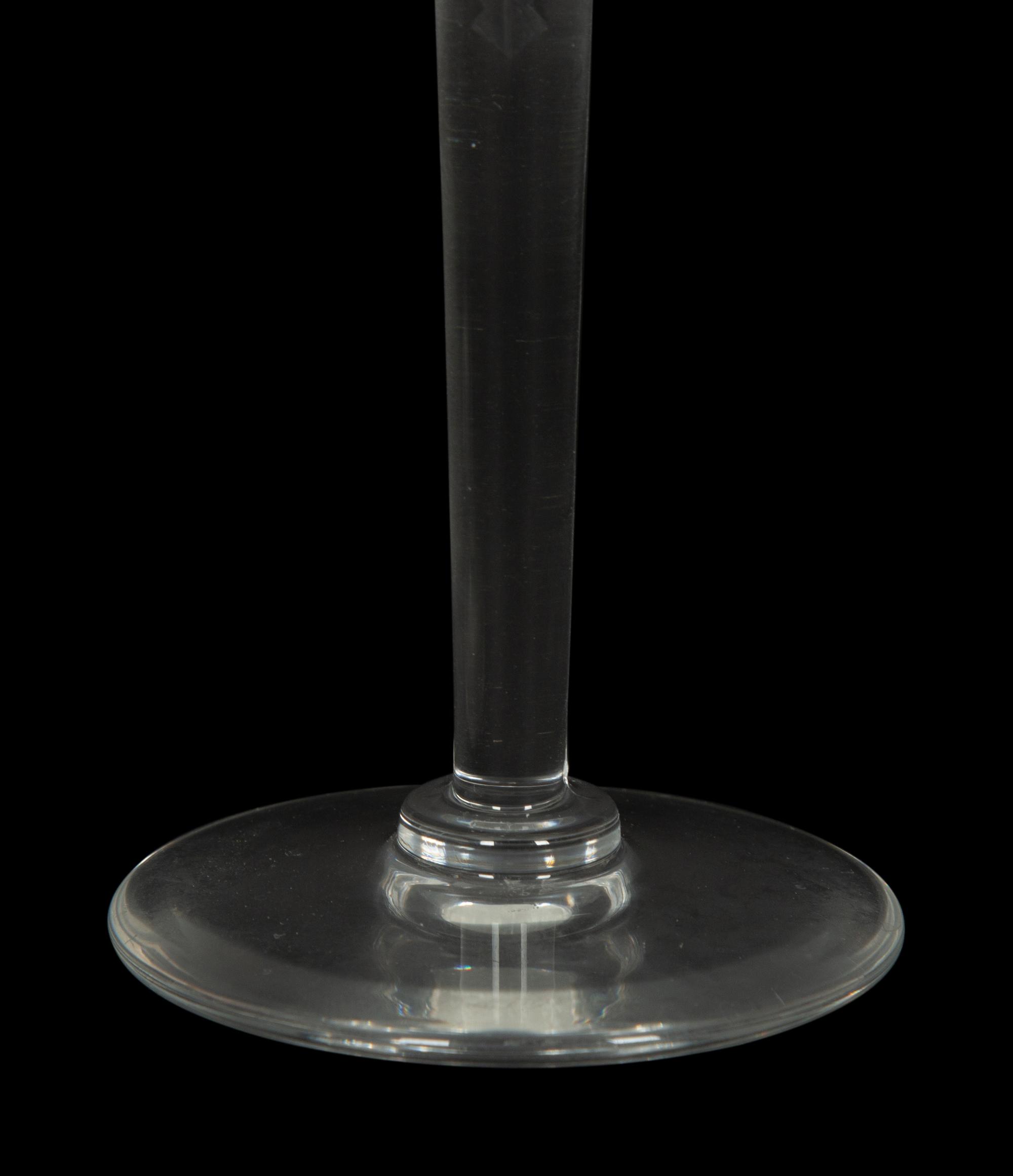 A Set of of Sixteen Lalique Ange Champagne F lutes