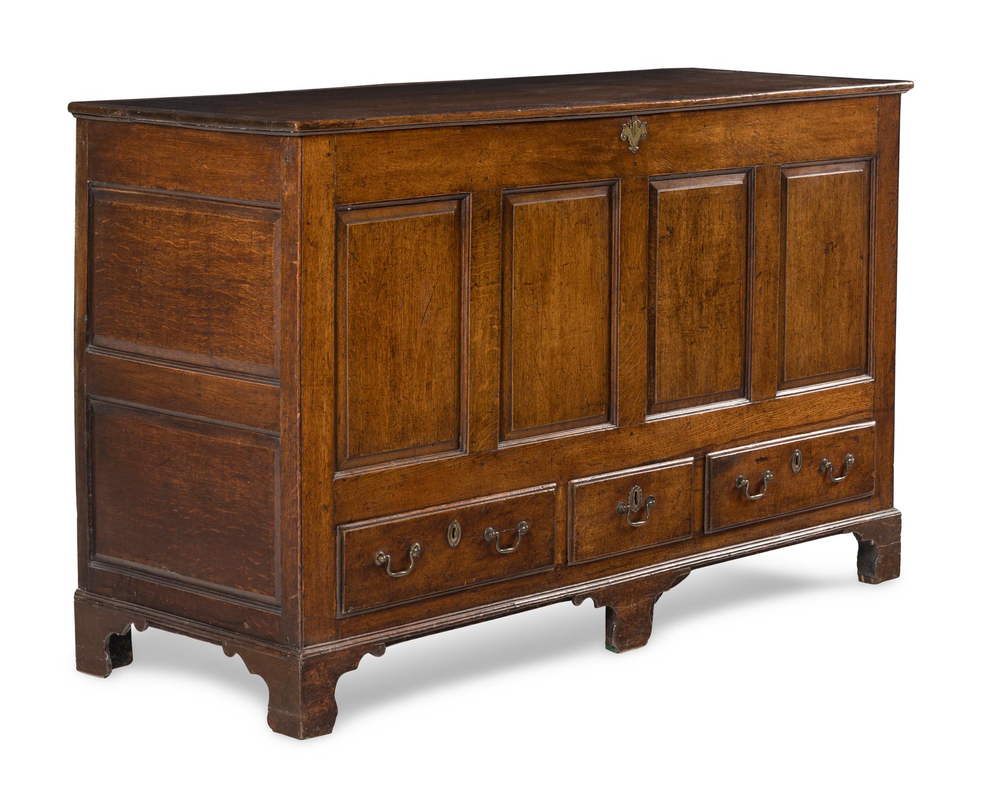 An English Oak Mule Chest