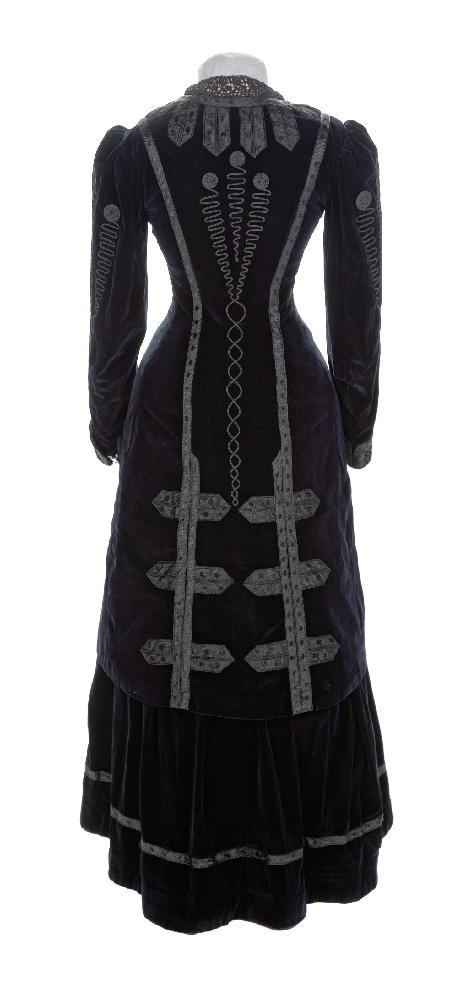 Day Suit in Midnight Blue Velvet, 1910s