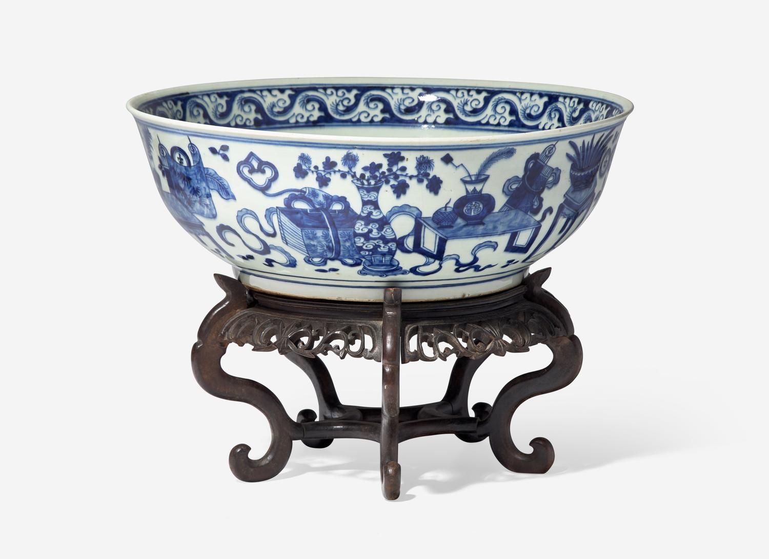 A Large Chinese Blue and White Porcelain Center Bowl