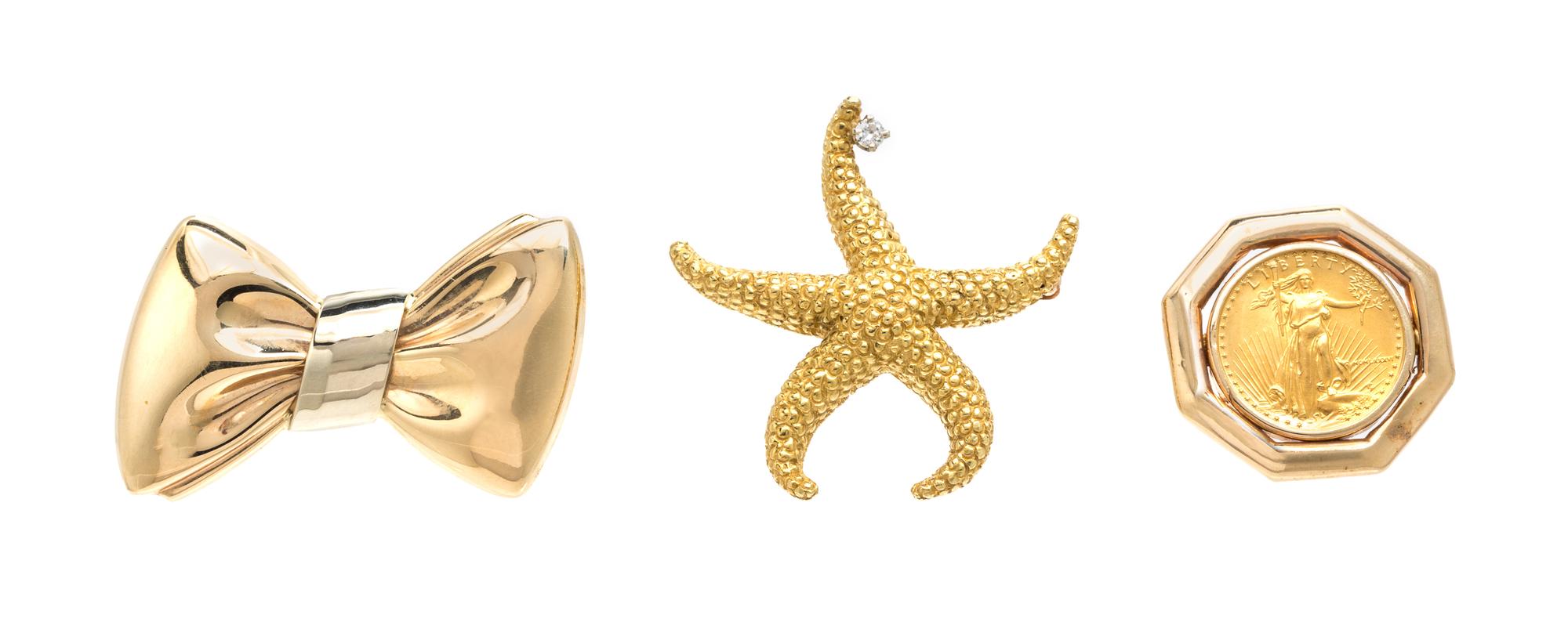 A Collection of Yellow Gold Brooches, 13.70 dwts.