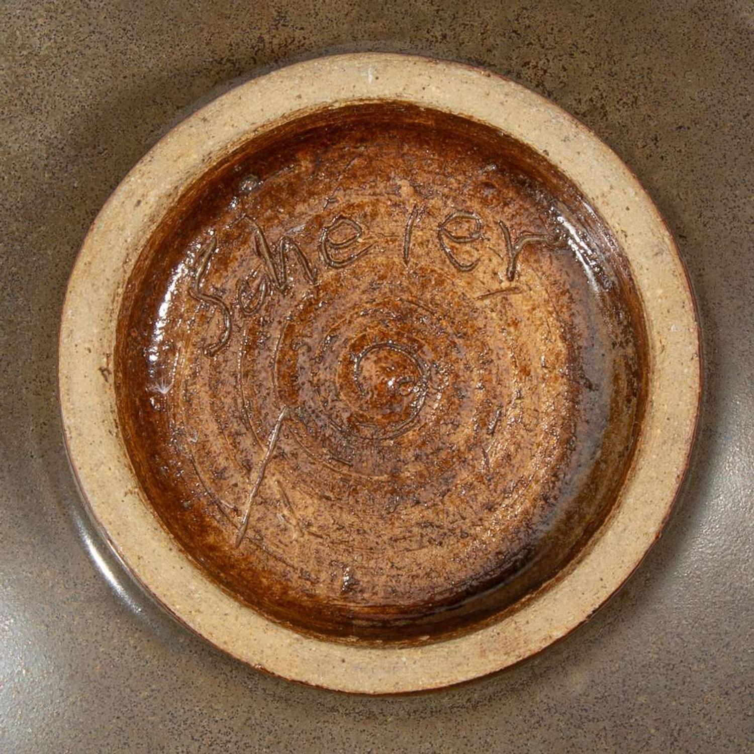 American Studio Pottery Group of Four Glazed Ceramic Bowls/Plate, Various Makers, circa 1946-1980s