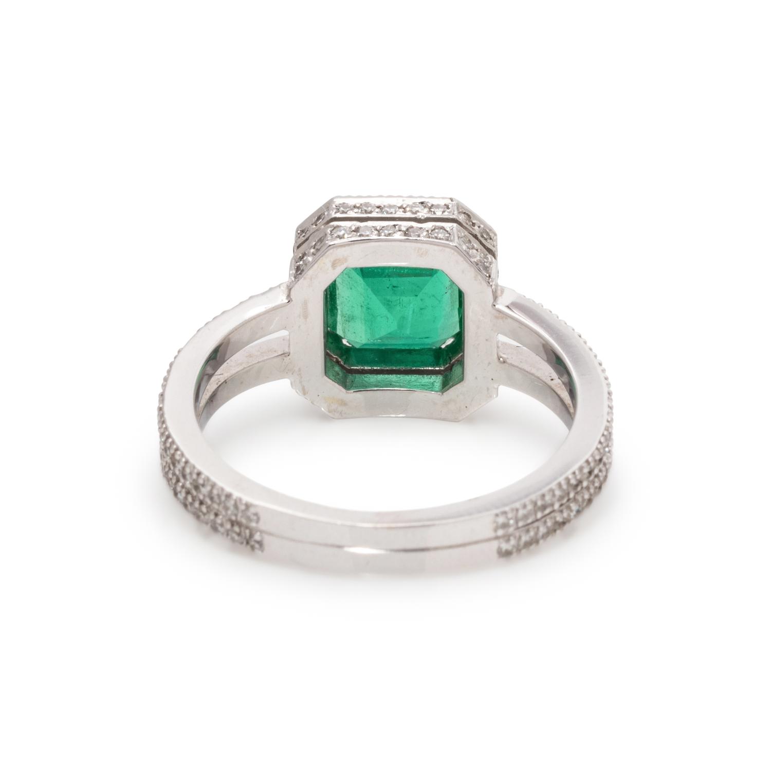 EMERALD AND DIAMOND RING