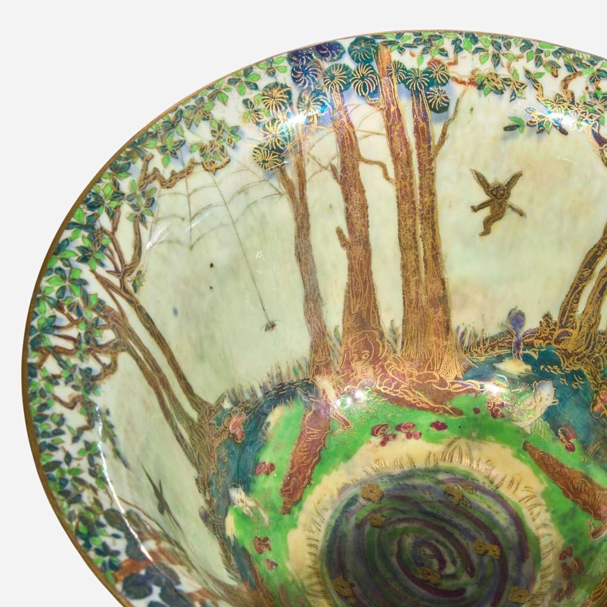 A Wedgwood Fairyland Lustre Antique Center Bowl UK, circa 1925
