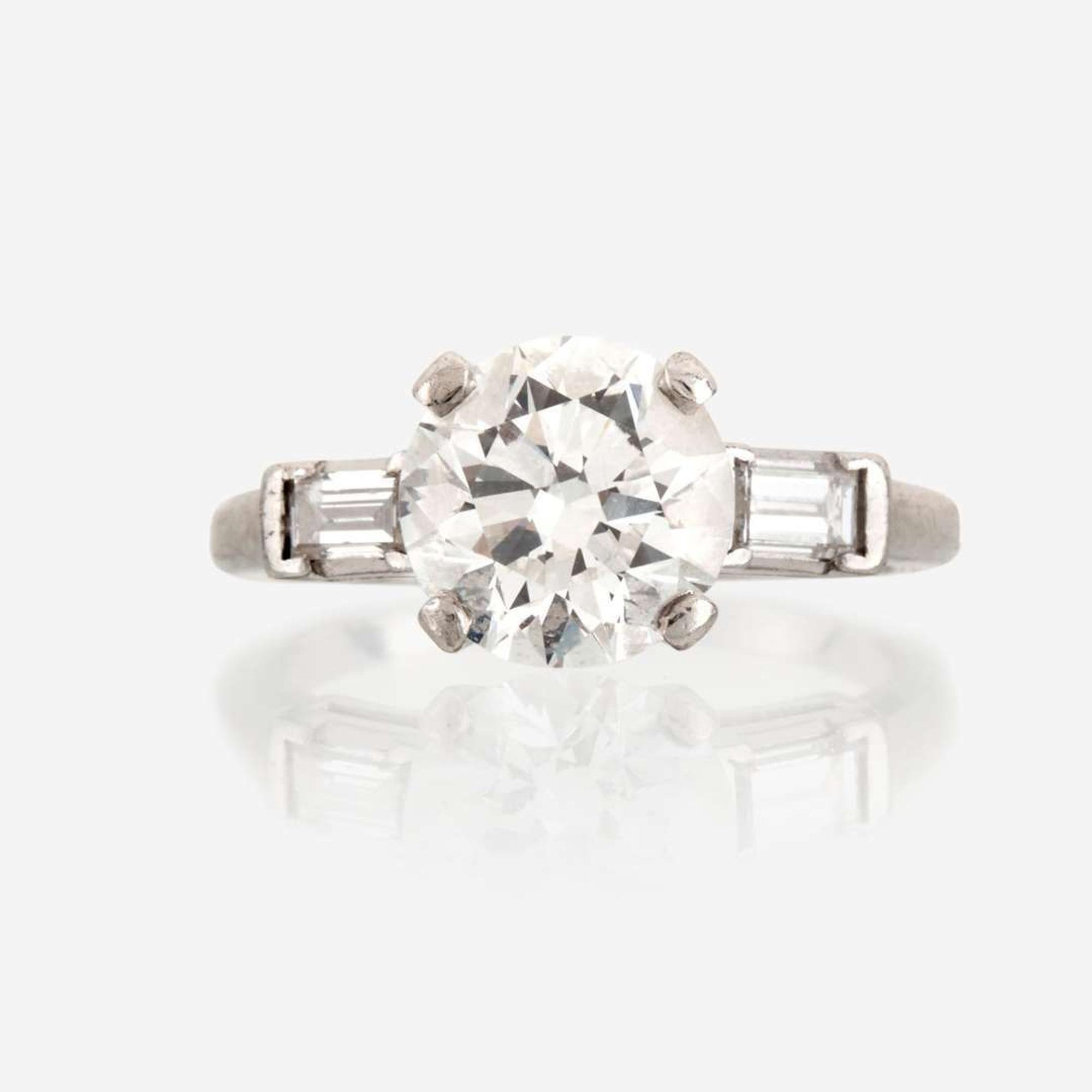 A diamond solitaire