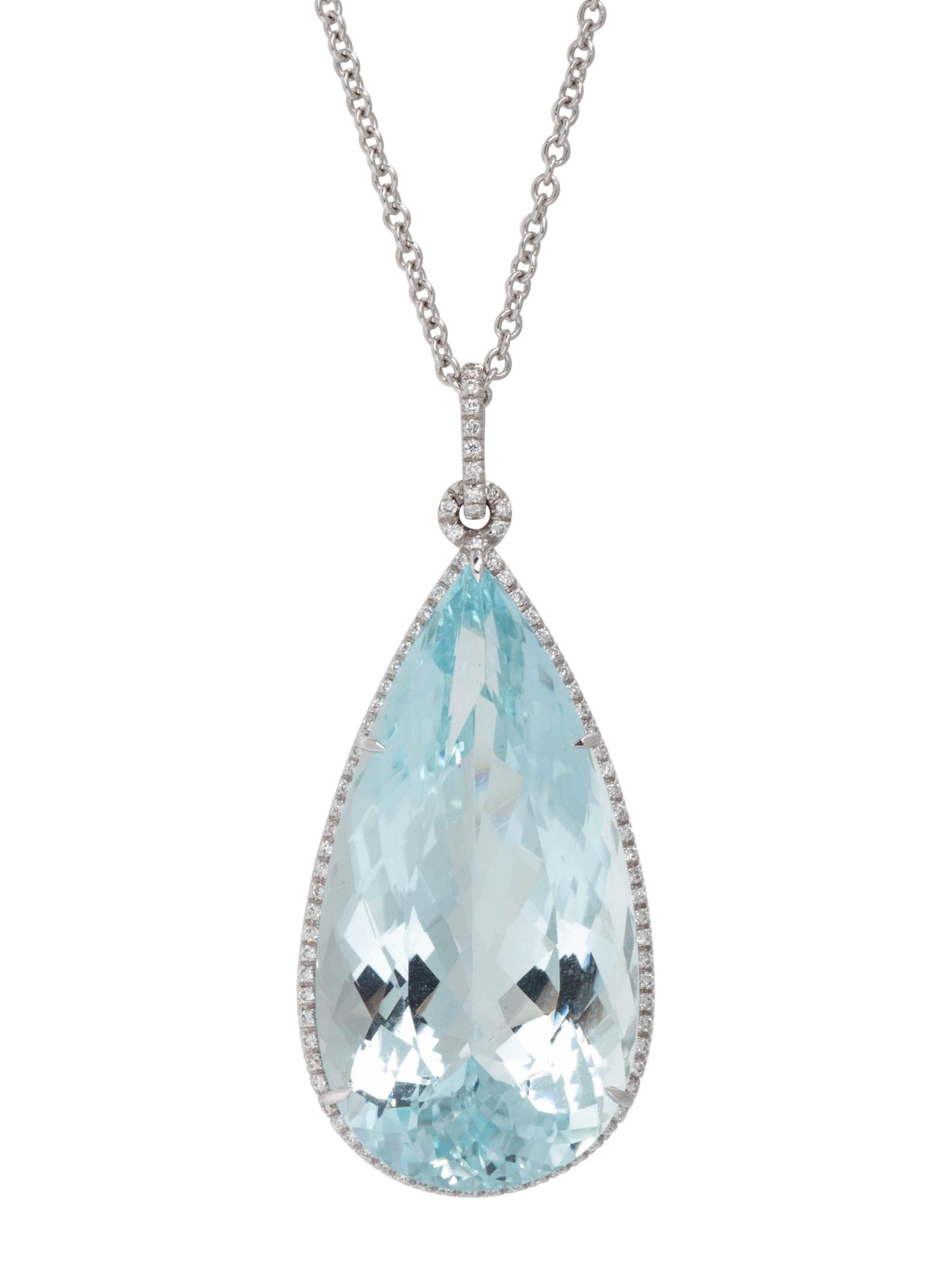 AQUAMARINE AND DIAMOND PENDANT/NECKLACE