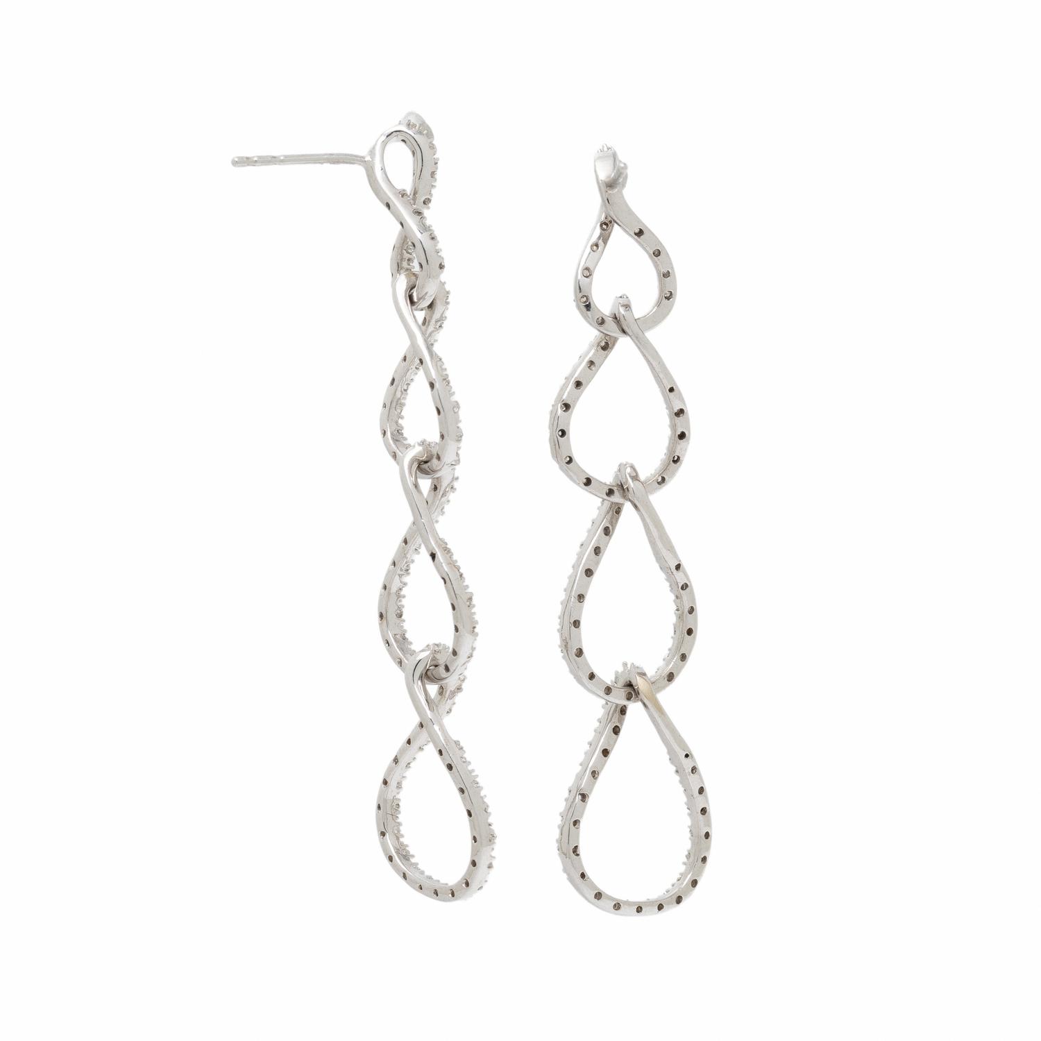 DIAMOND AND WHITE GOLD EARRINGS