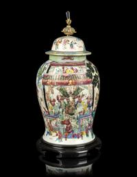 A Large Chinese Famille Rose Porcelain Covered Jar