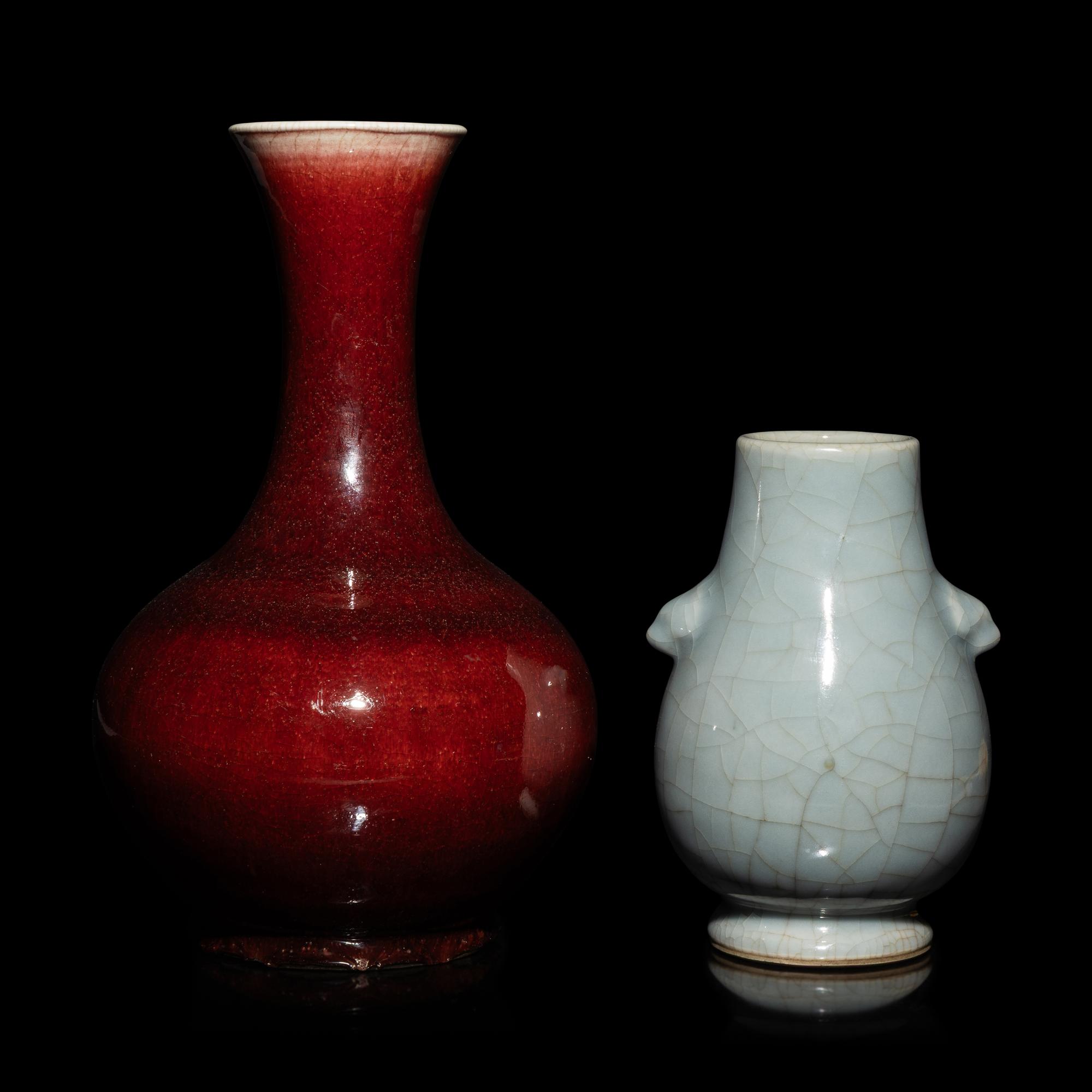 Two Chinese Monochrome Glazed Porcelain Vases, 19th/20th Century — 晚清/民國 銅紅釉賞瓶及仿官窯雙耳壺
