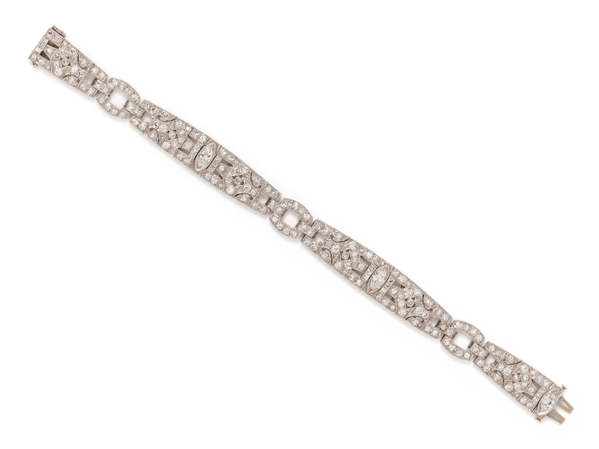 ART DECO, PLATINUM AND DIAMOND BRACELET