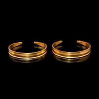 A Pair of Chinese Gold Bracelets, Qianzhuo, Song Dynasty 宋 金鉗鐲一對