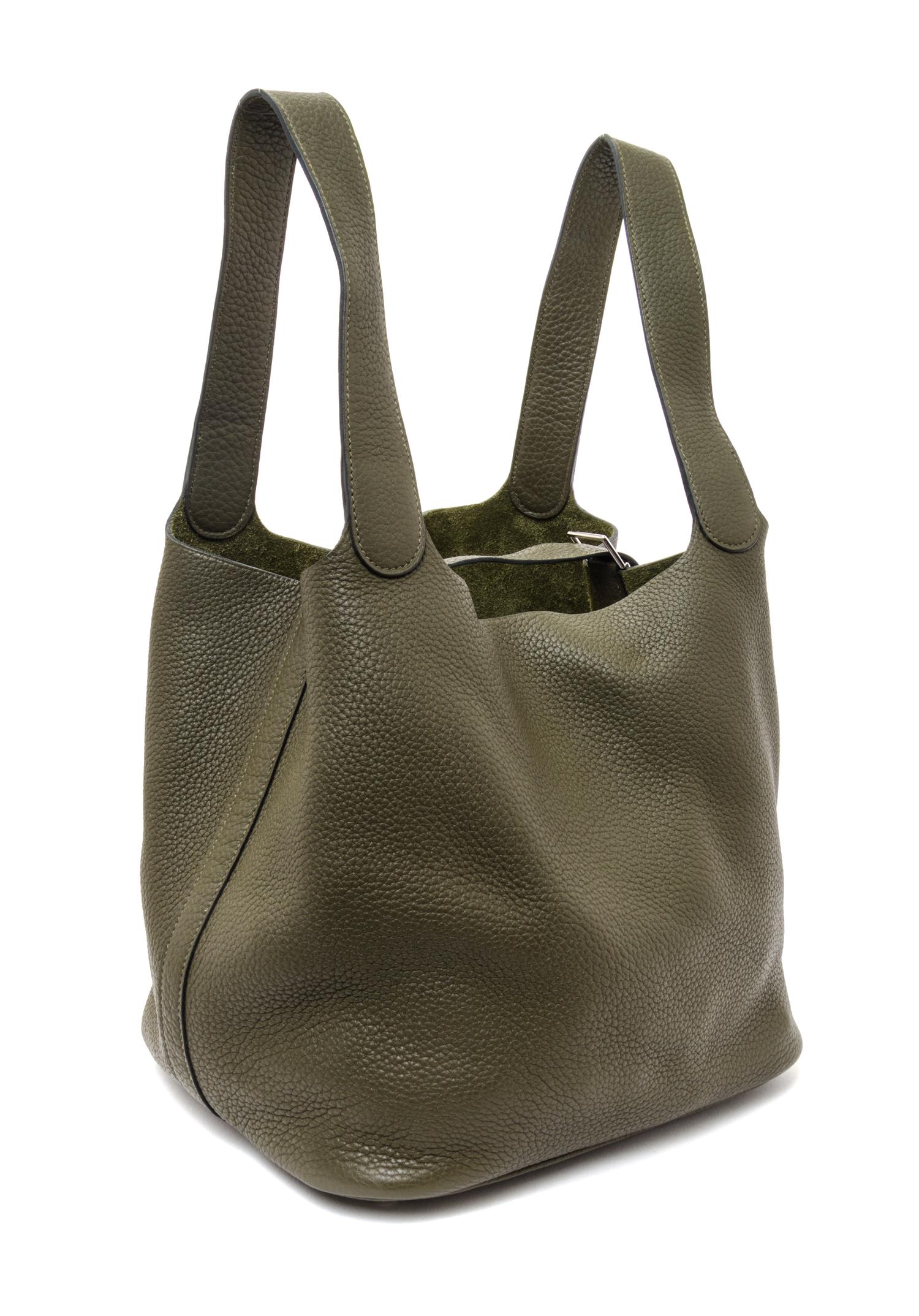 An Hermes Vert Veronese Taurillon Clemence Picotin Lock GM Handbag, 10.5" x 10.5" x 8.5".