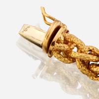 Two pieces of gold jewelry Italy