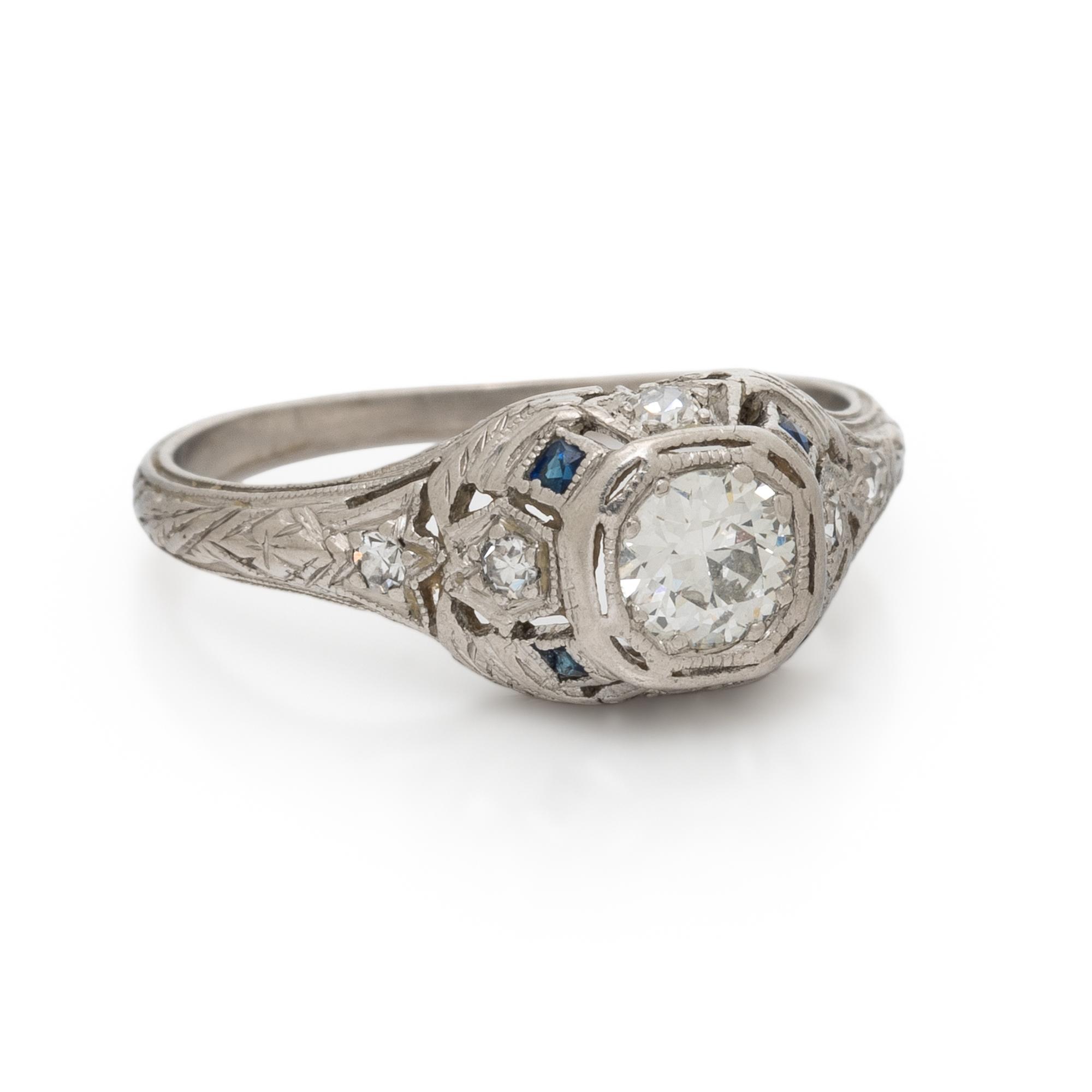 ART DECO, DIAMOND AND PLATINUM RING