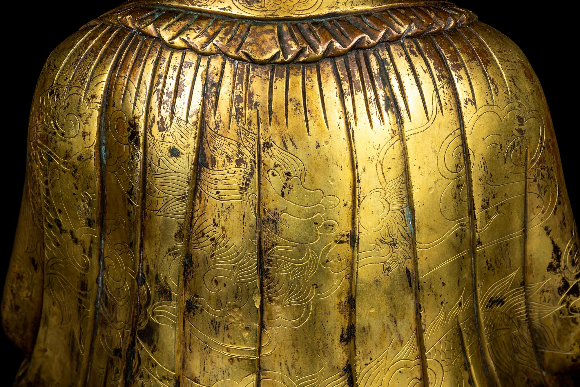 A Large Sino-Tibetan Gilt Bronze Figure of a Lama 巨型銅鎏金上師坐像