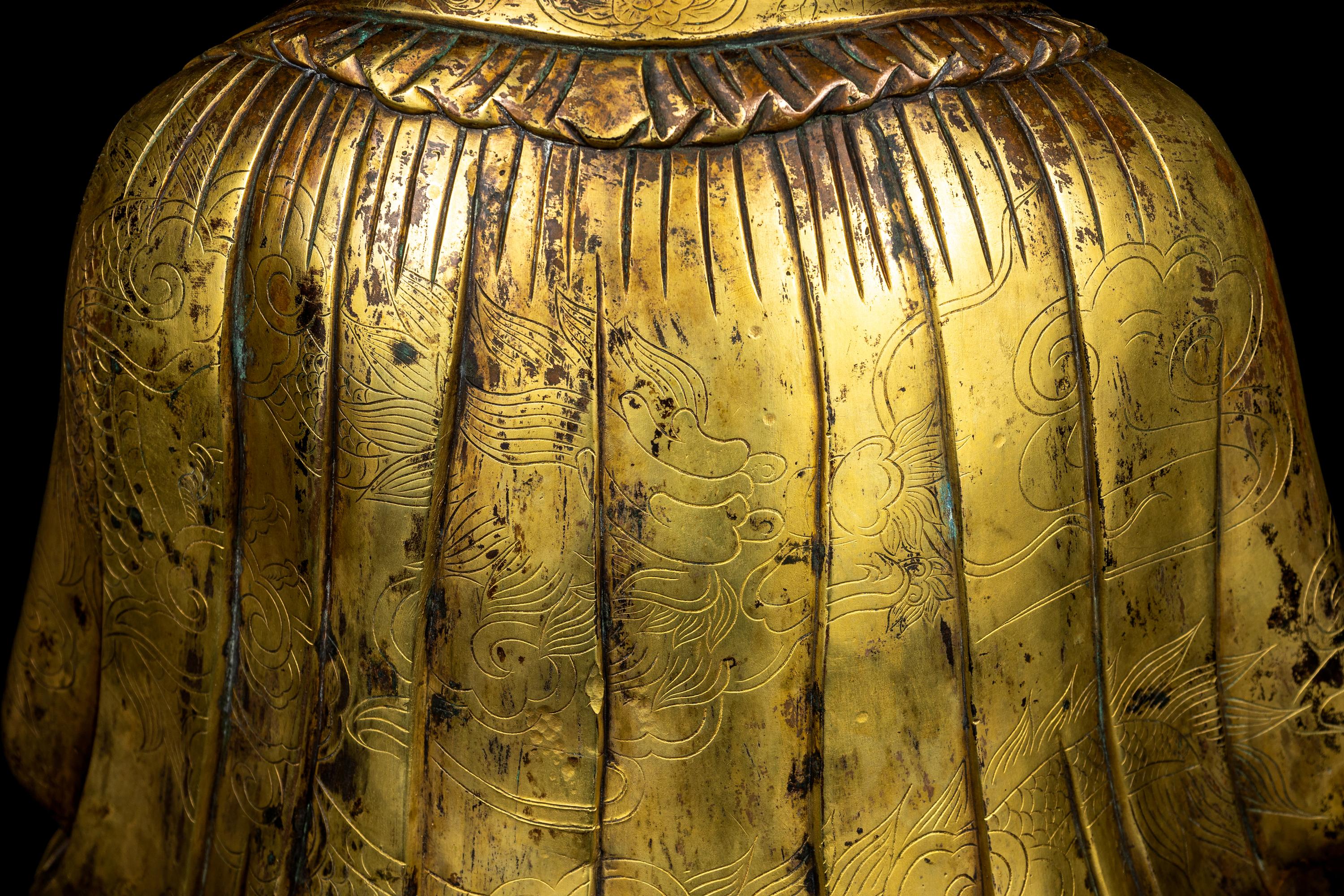 A Large Sino-Tibetan Gilt Bronze Figure of a Lama 巨型銅鎏金上師坐像