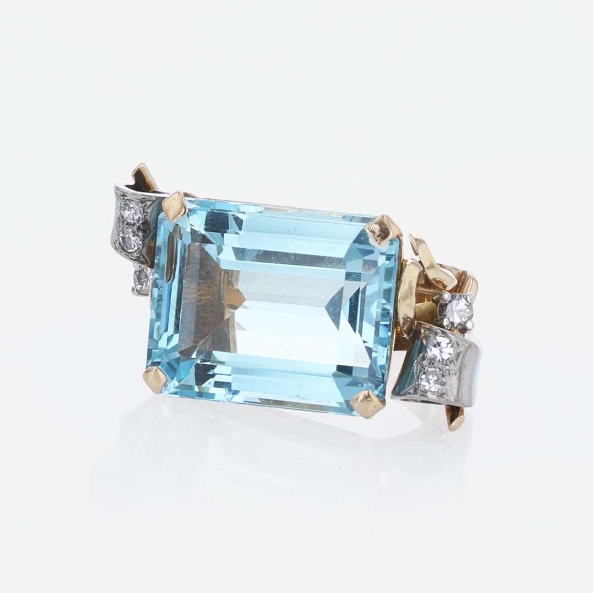 Retro Rose Gold, Diamond, and Aquamarine Ring