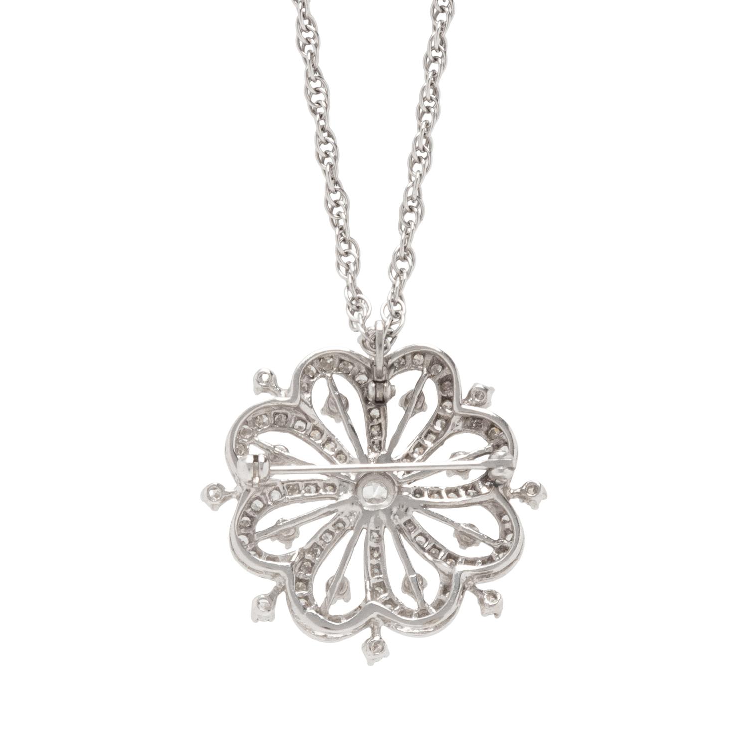 WHITE GOLD AND DIAMOND PENDANT NECKLACE