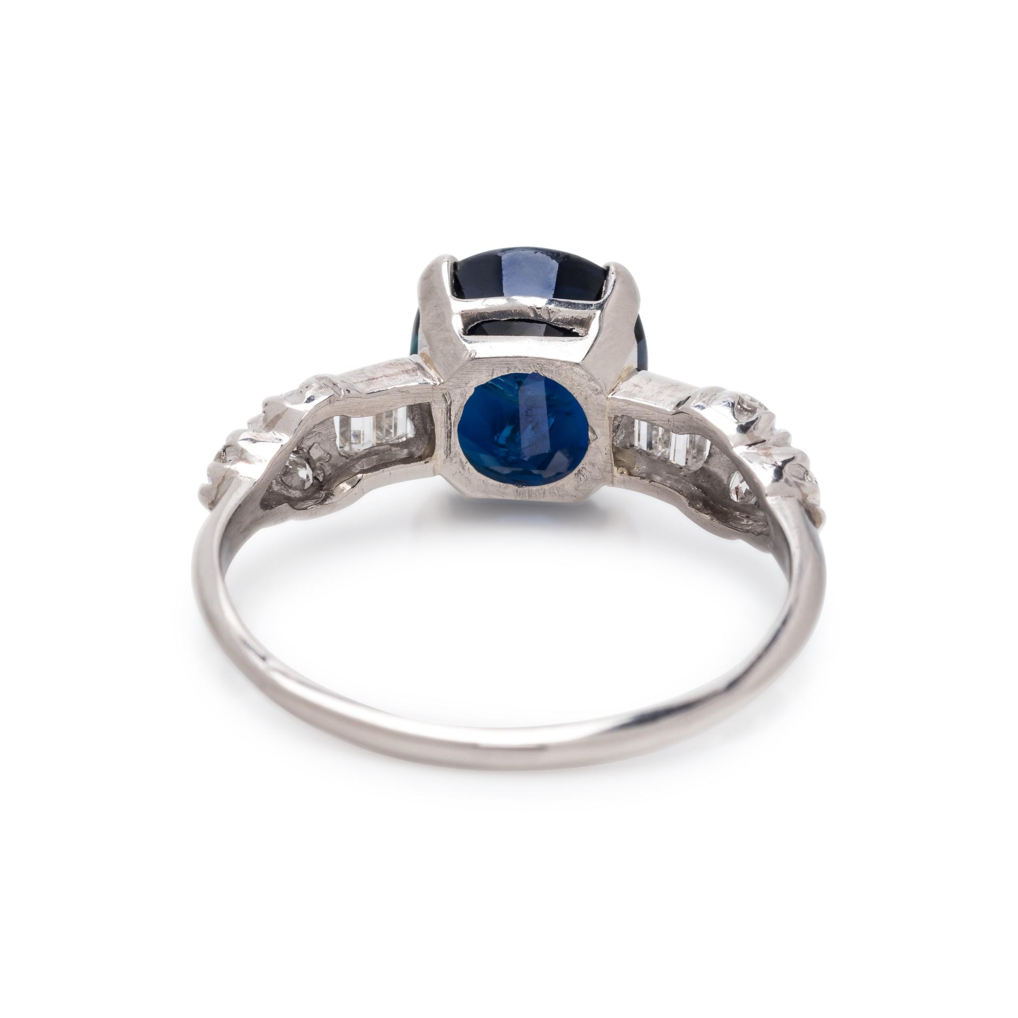 SAPPHIRE AND DIAMOND RING