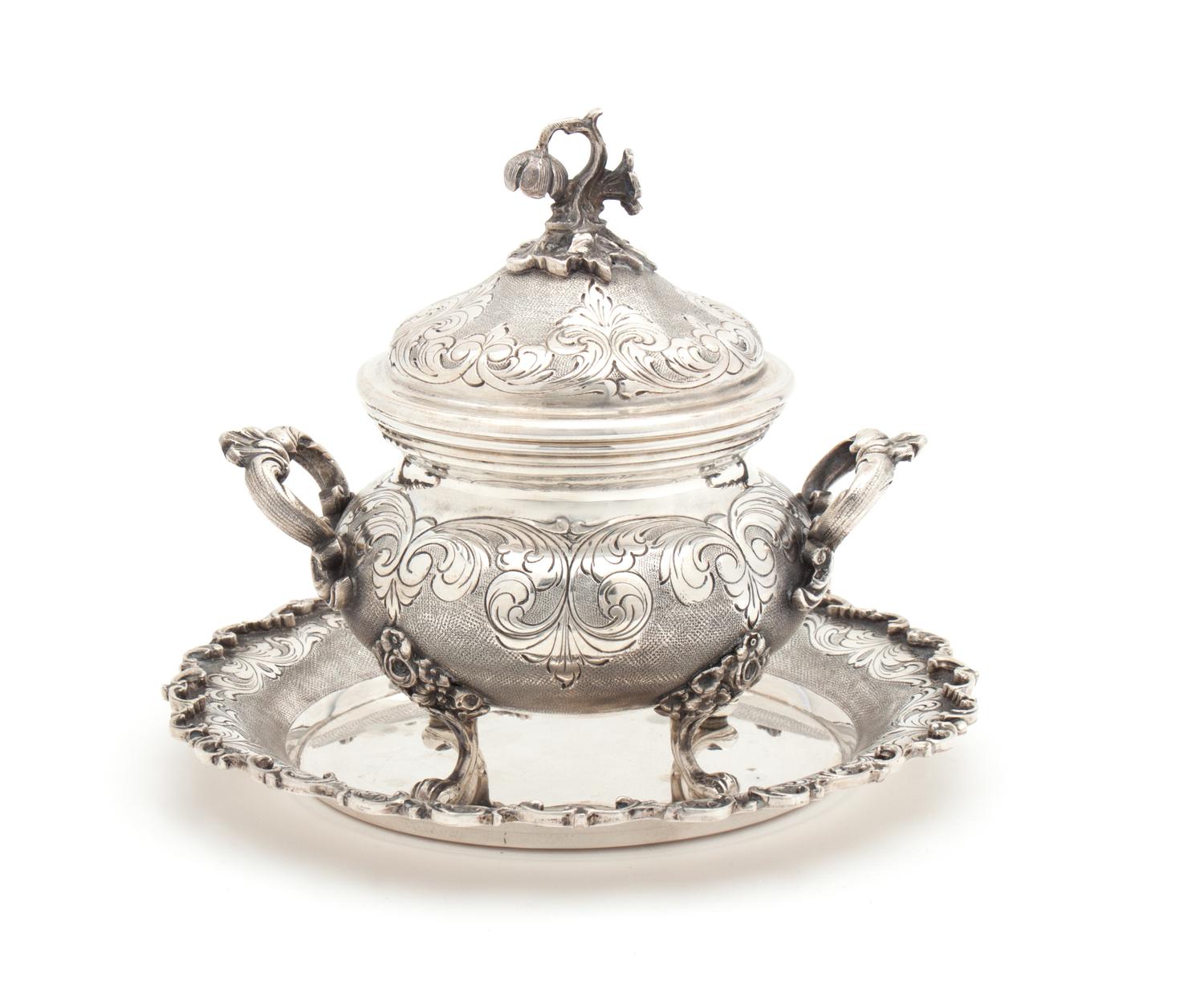 An Italian Silver Covered Vessel and Underplate Width of first over handles 6 inches. — 20TH CENTURY