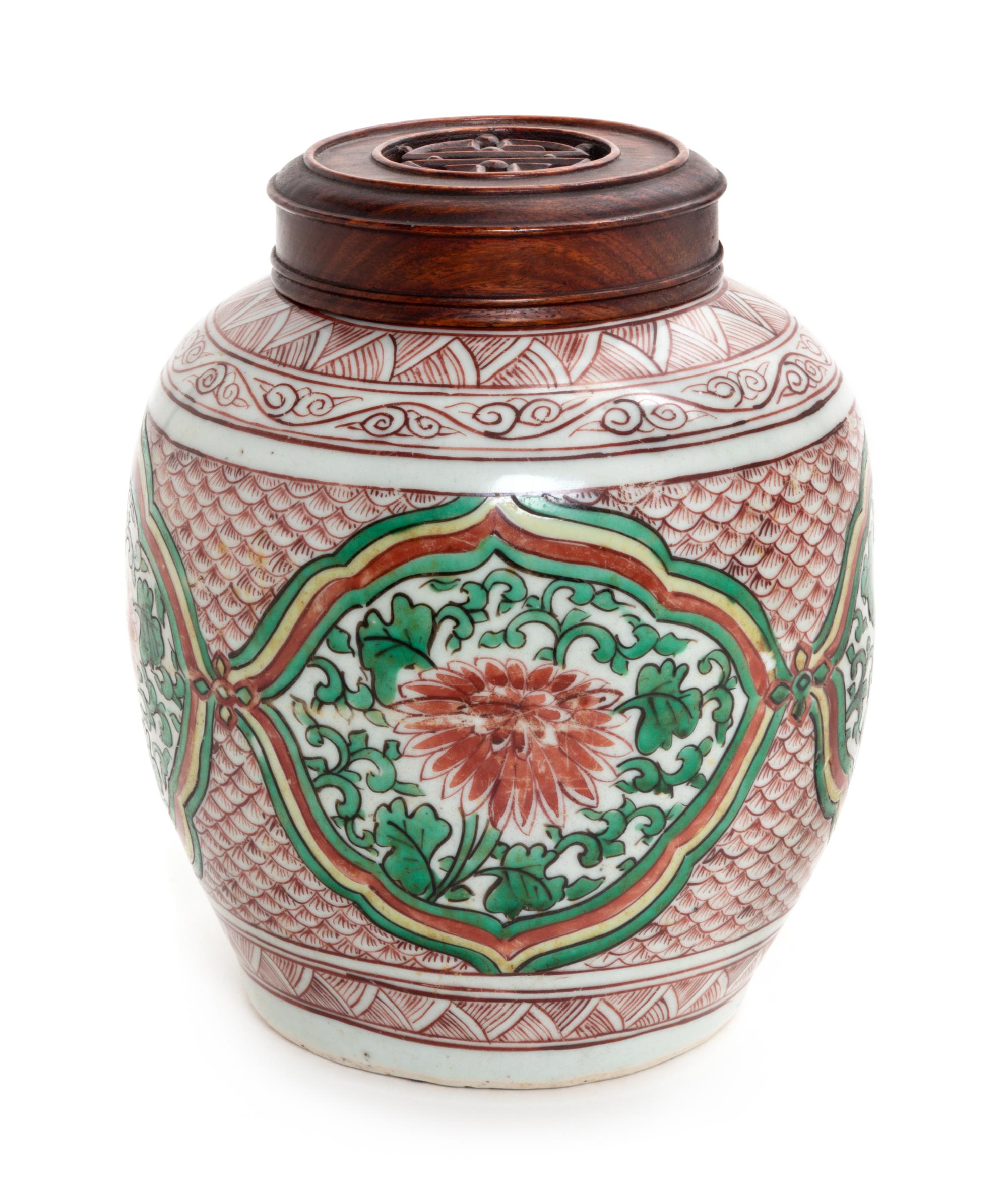 A Famille Verte Porcelain Ginger Jar and Cover Height 8 inches. — 19TH CENTURY