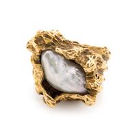 BRUTALIST, YELLOW GOLD AND CULTURED FRESHWATER PEARL RING