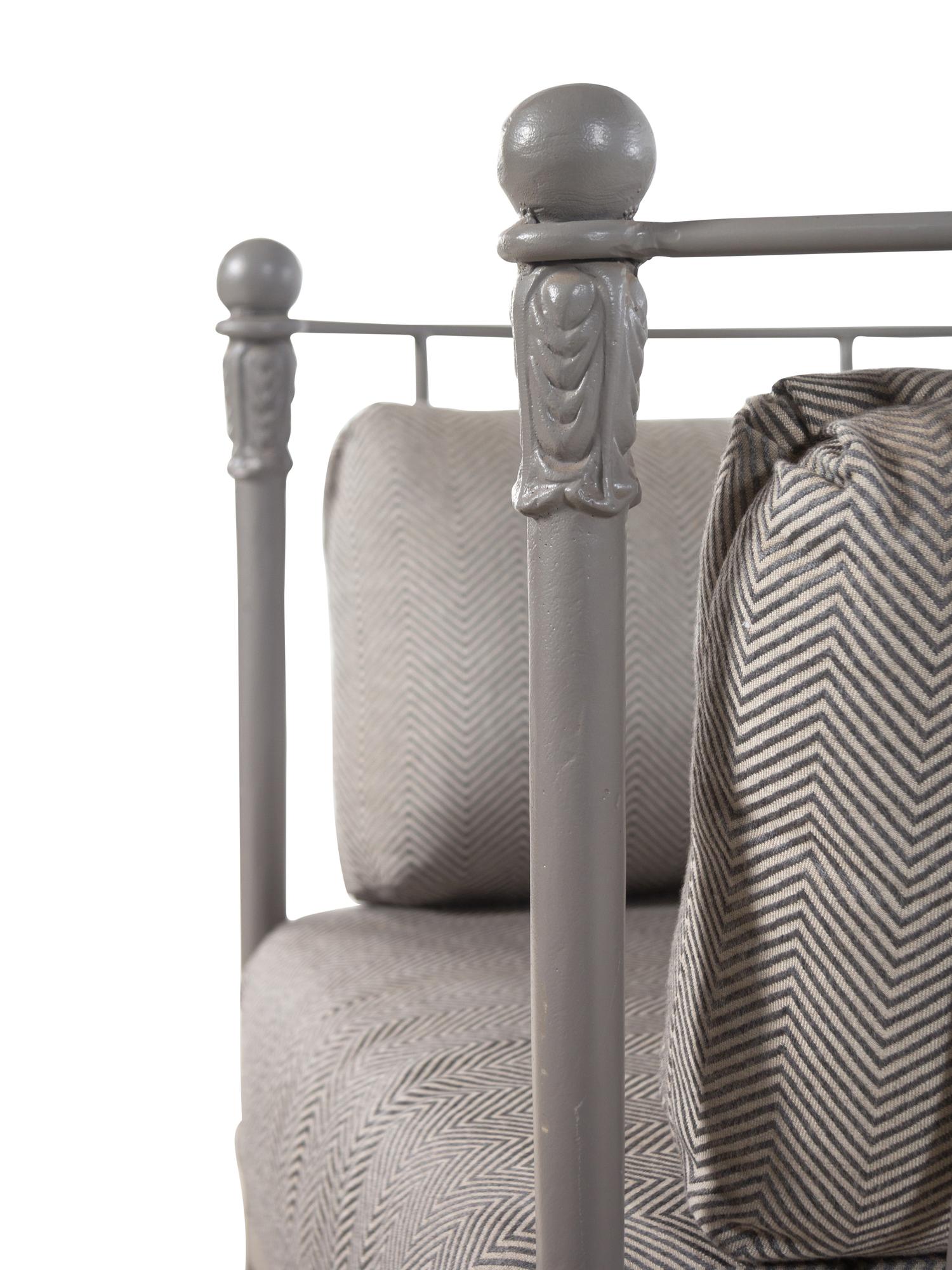 A Set of Painted Metal Patio Furniture