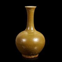 A Chinese tea dust-glazed vase Qing dynasty