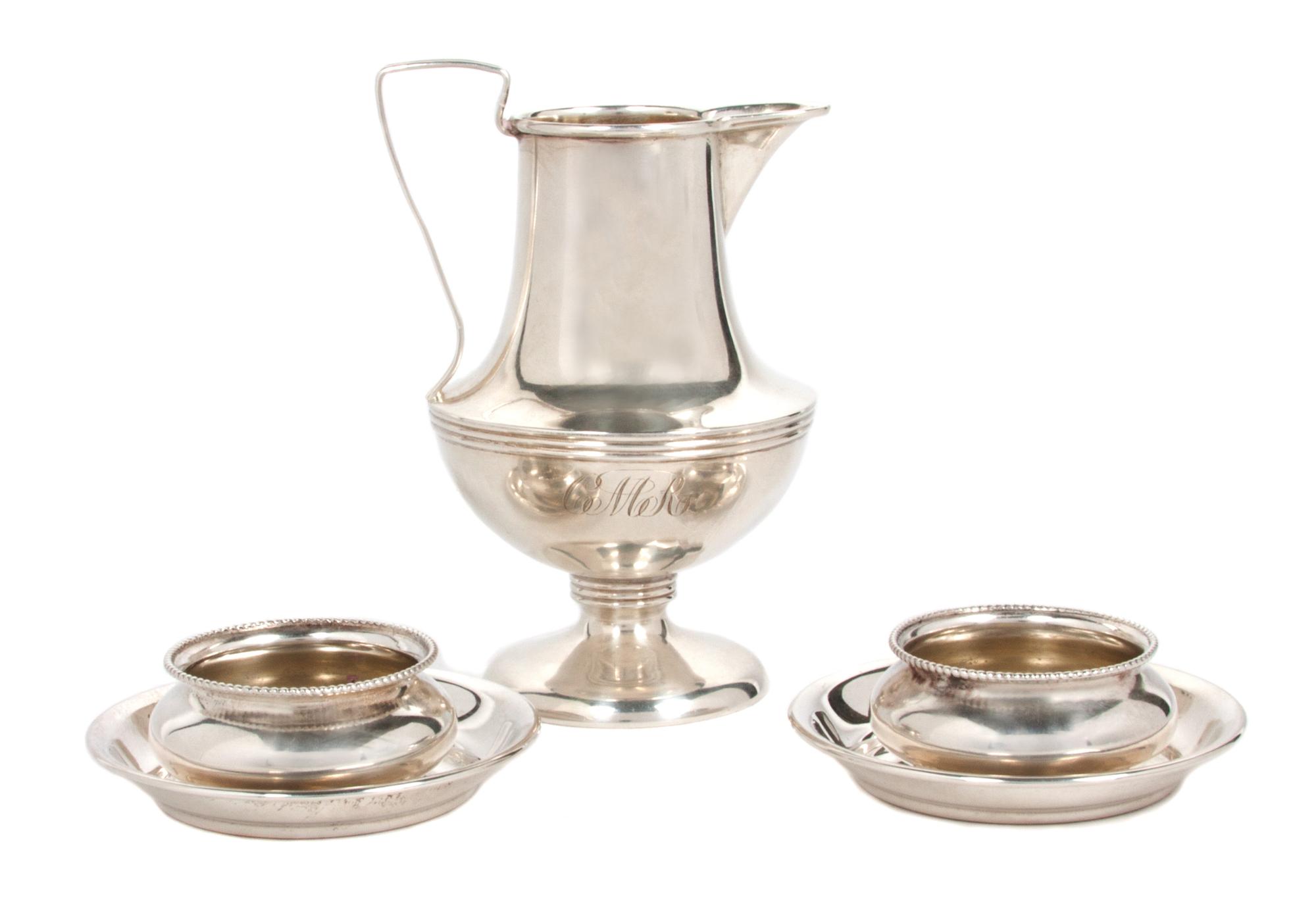 A Group of American Silver Table Articles, Various Makers, comprising a pair of Towle salt cellars with underplates and a John Hasselbr