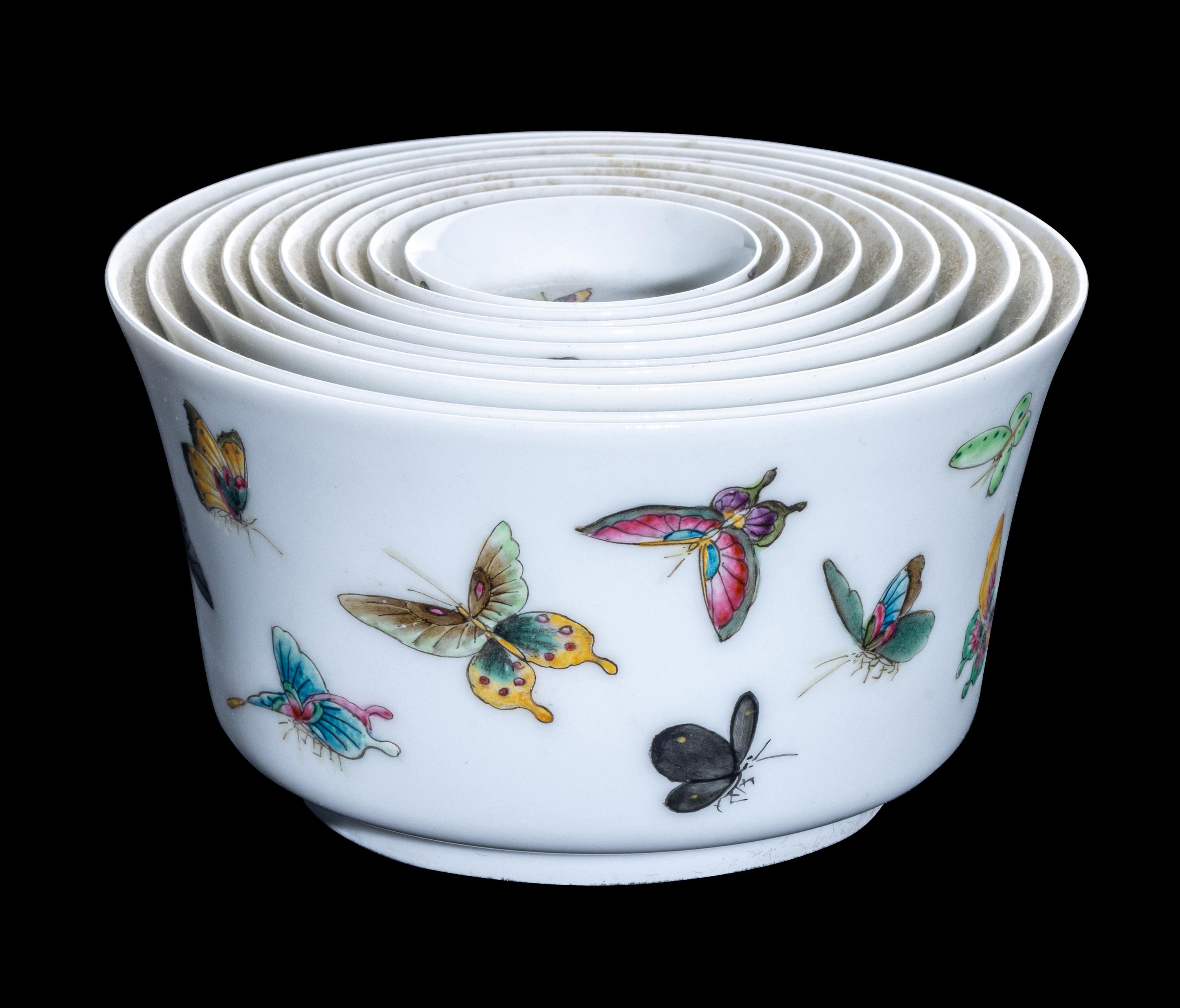 A Set of 10 Chinese Famille Rose Porcelain Cups