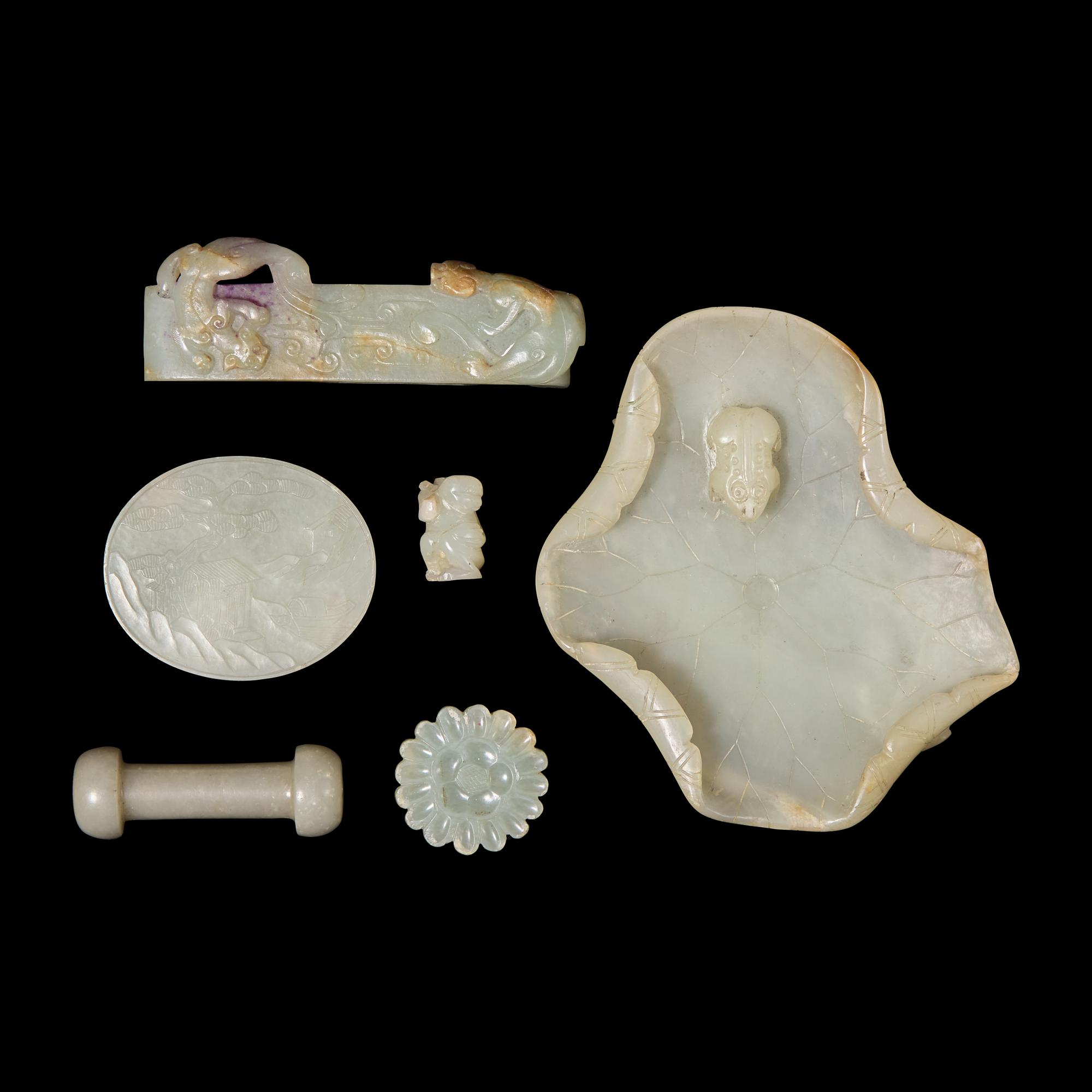A Group of Five Chinese Pale Celadon and Celadon Jade Items, and a Hardstone "Lotus" Washer 青白玉把件一组