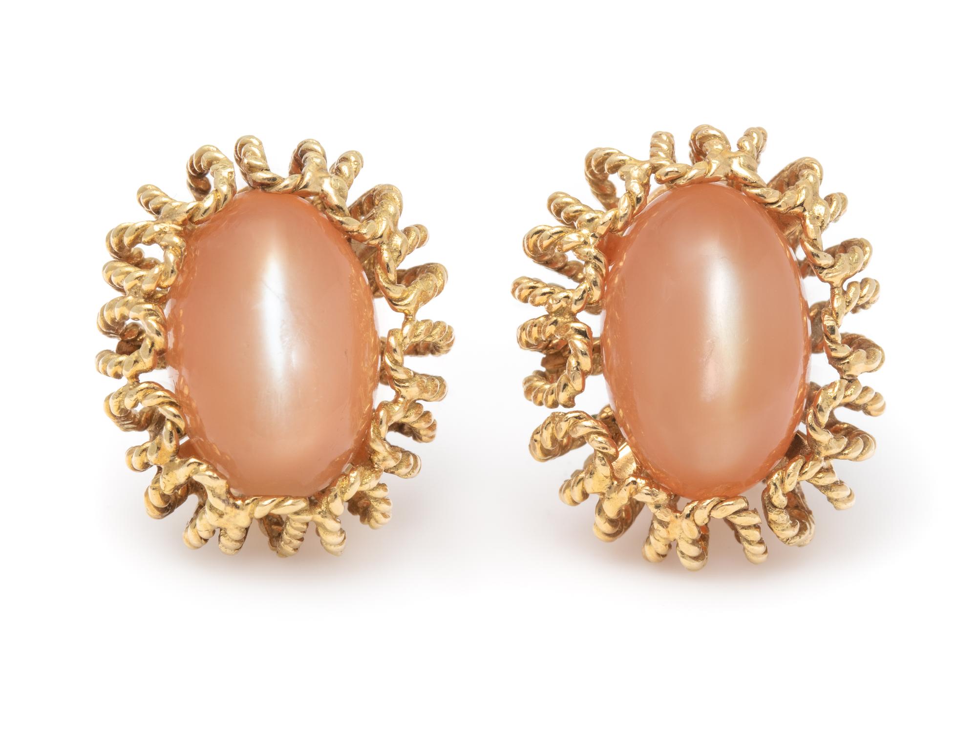 TIFFANY & CO., YELLOW GOLD AND ORANGE CAT'S EYE MOONSTONE EARCLIPS