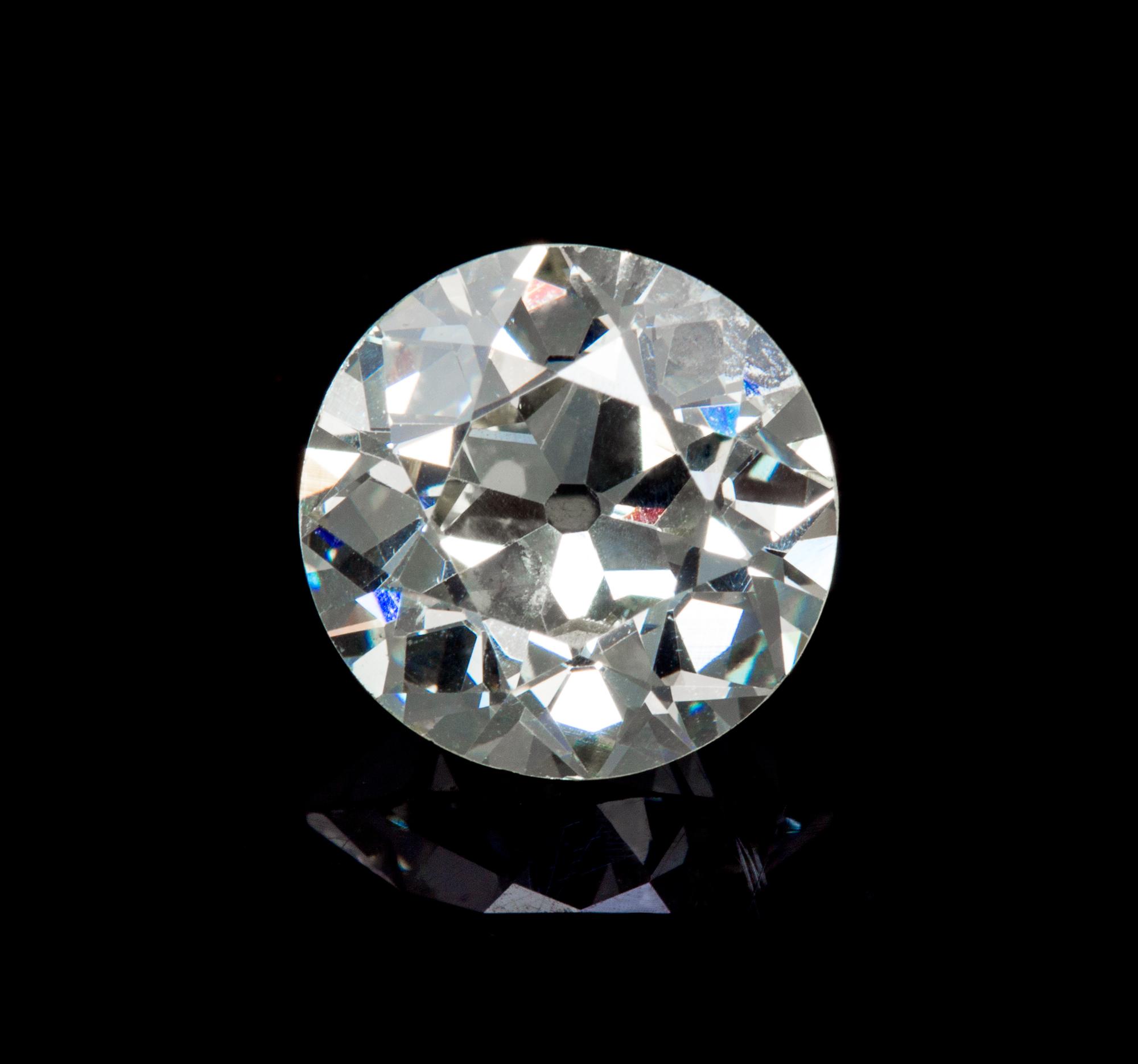 A 2.96 Carat Old European Cut Diamond,